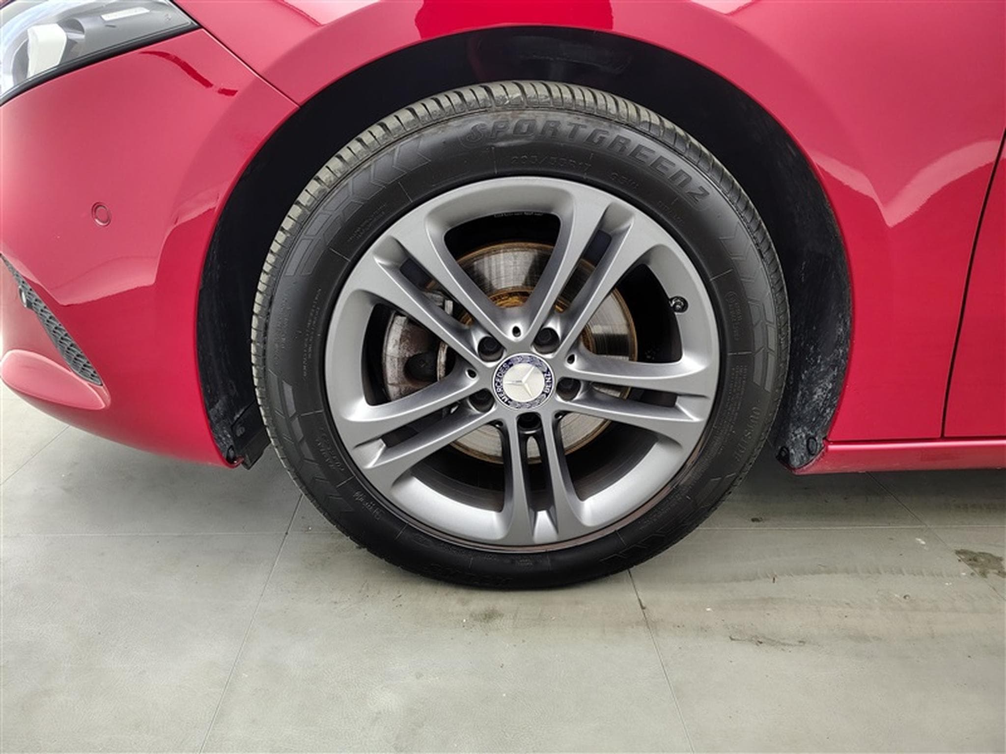 Mercedes A 200 A 200 7G-Tronic NAVI / FULL LED / PDC AV+AR / JA 16" (2019) - Photo 6