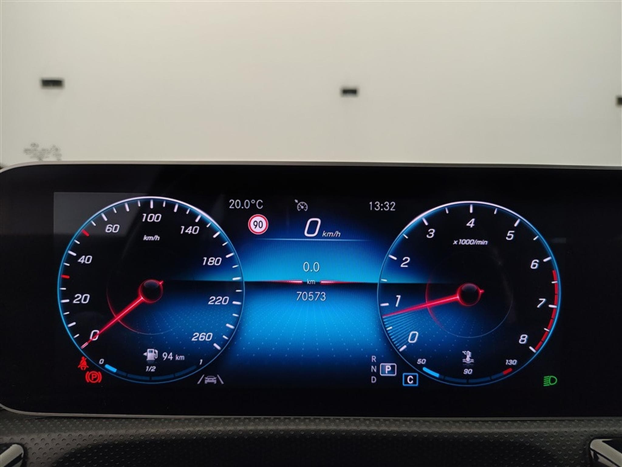 Mercedes A 200 A 200 7G-Tronic NAVI / FULL LED / PDC AV+AR / JA 16" (2019) - Photo 10