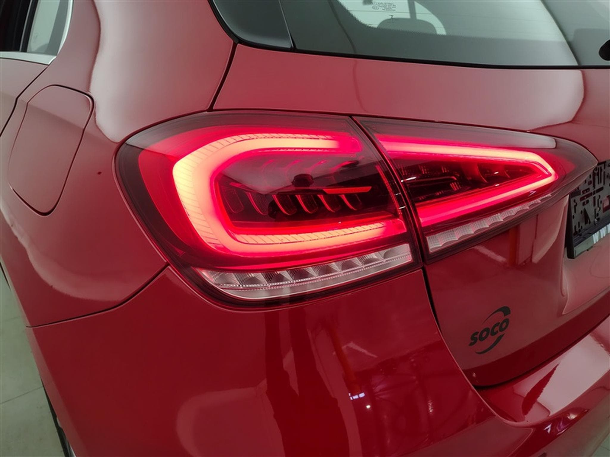 Mercedes A 200 A 200 7G-Tronic NAVI / FULL LED / PDC AV+AR / JA 16" (2019) - Photo 16