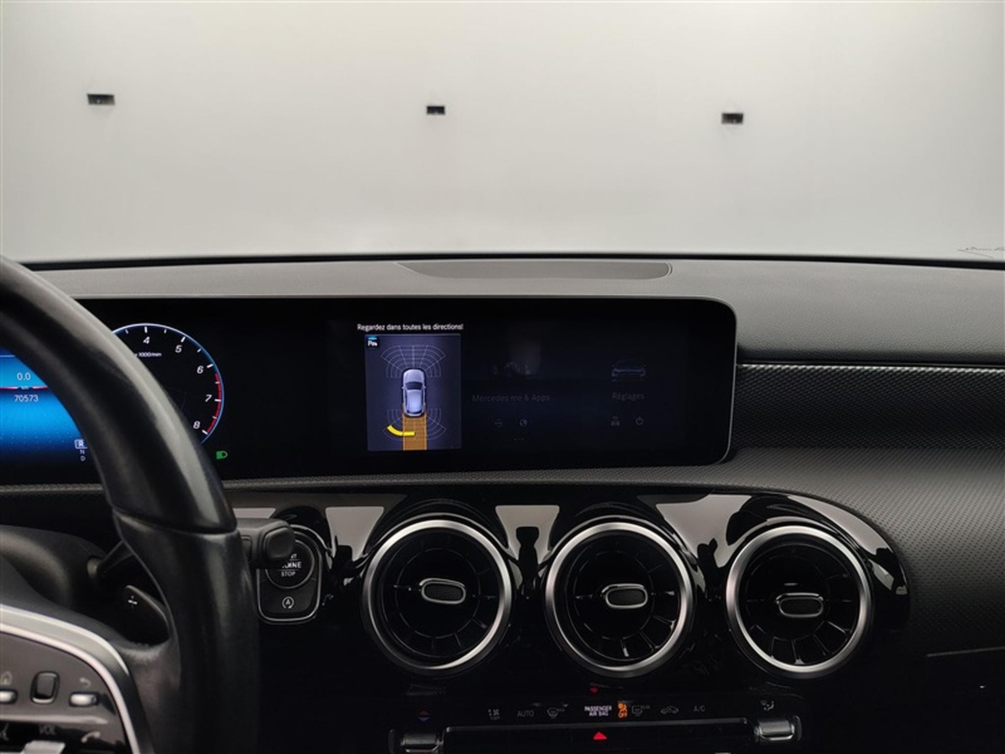 Mercedes A 200 A 200 7G-Tronic NAVI / FULL LED / PDC AV+AR / JA 16" (2019) - Photo 18