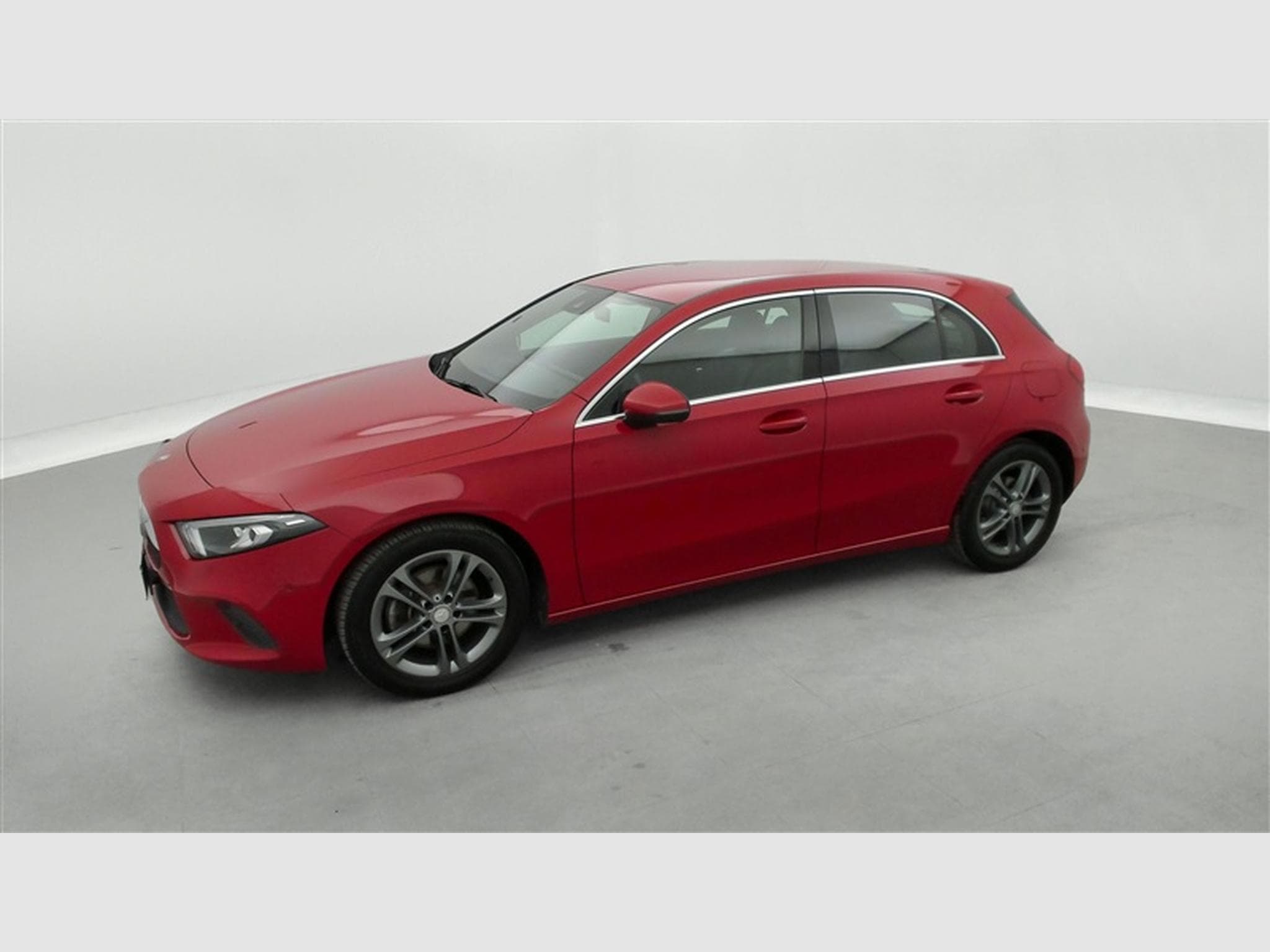 Mercedes A 200 A 200 7G-Tronic NAVI / FULL LED / PDC AV+AR / JA 16" (2019) - Photo 20