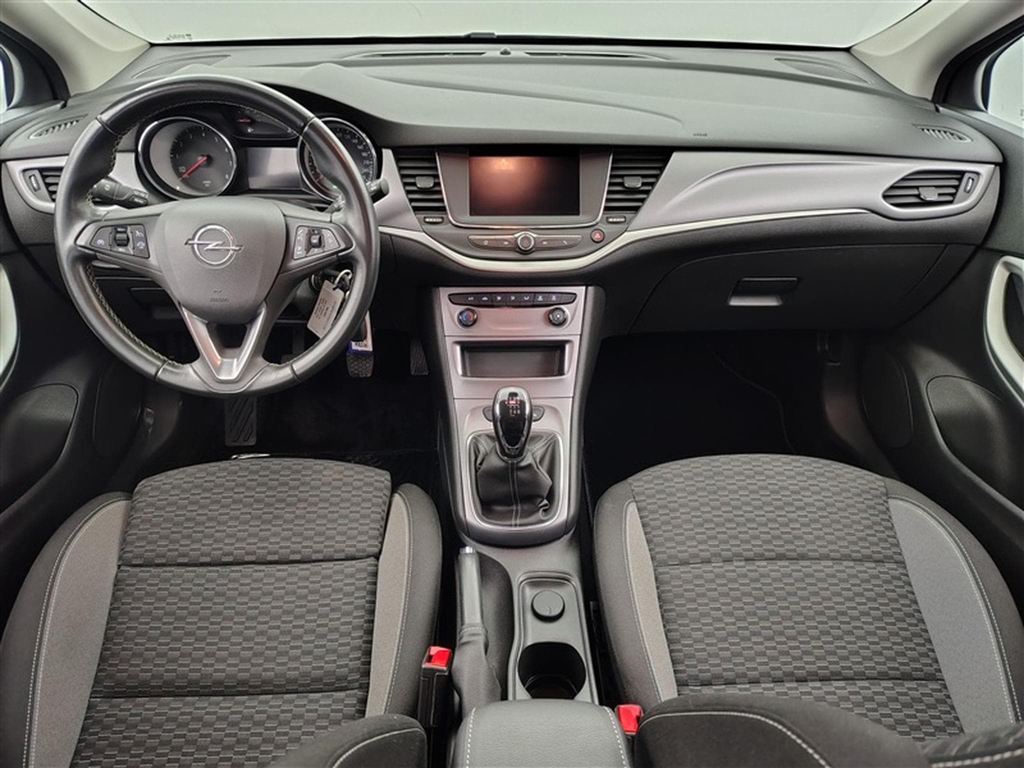 Opel Astra Sports Tourer 1.2 Turbo Edition (2022) - Photo 8