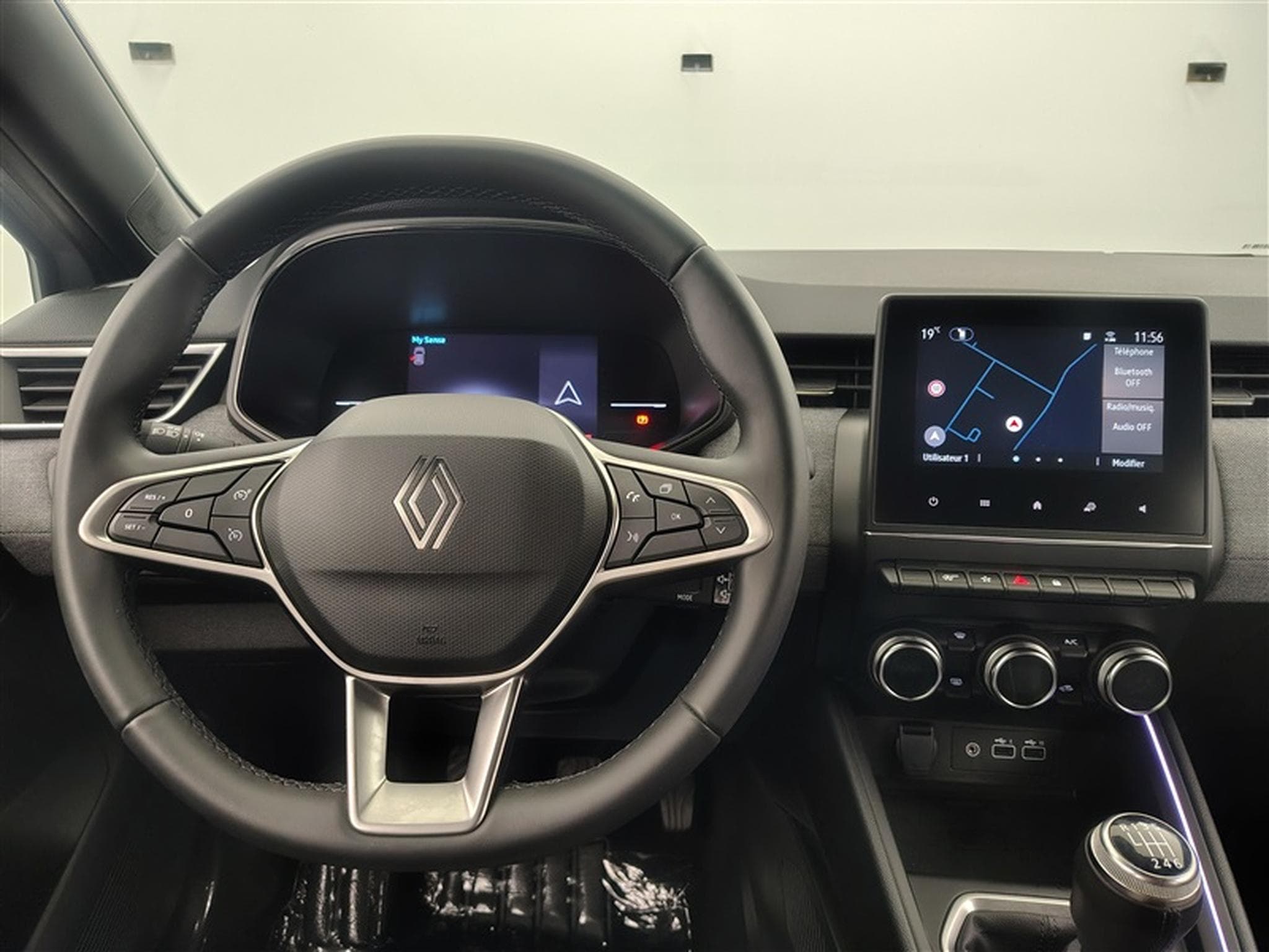 Renault Clio 1.0 TCe 90cv Techno S-CUIR / NAVI / CARPLAY / FULL LED (2025) - Photo 9