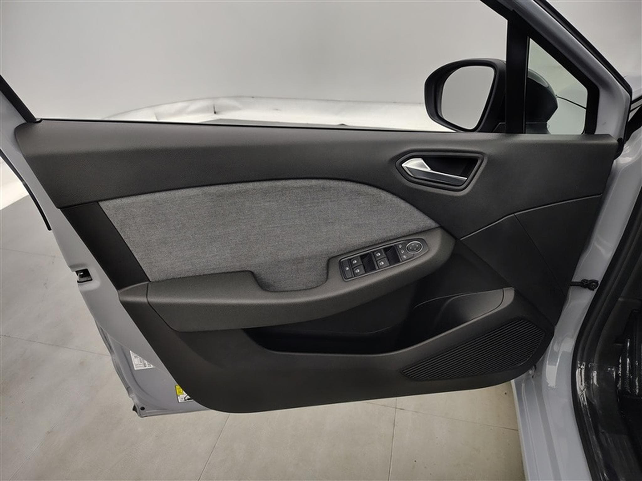 Renault Clio 1.0 TCe 90cv Techno S-CUIR / NAVI / CARPLAY / FULL LED (2025) - Photo 17