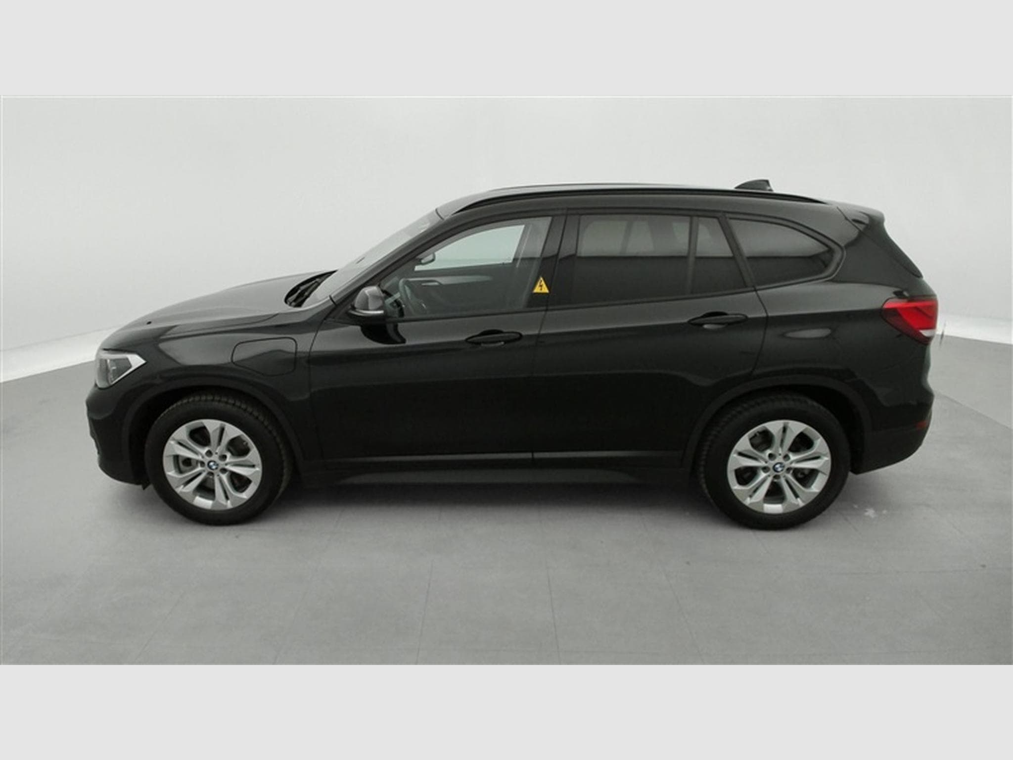 BMW X1 PHEV 1.5iA xDrive25e CUIR/NAVI/FULL LED/JA17/PDC (2022) - Foto 3