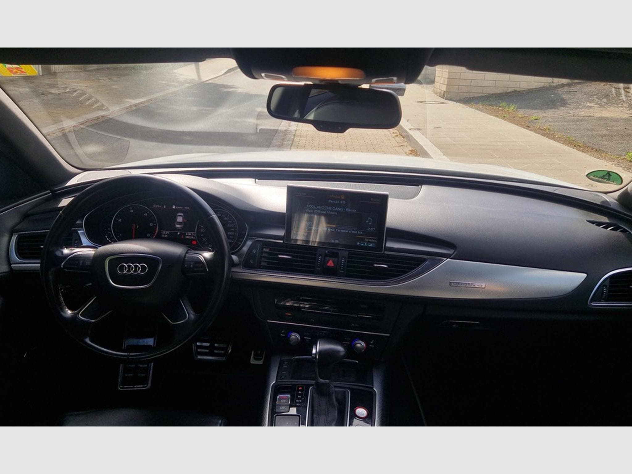 Audi A6 Avus 3.0bi-tdi (2012) - Photo 6