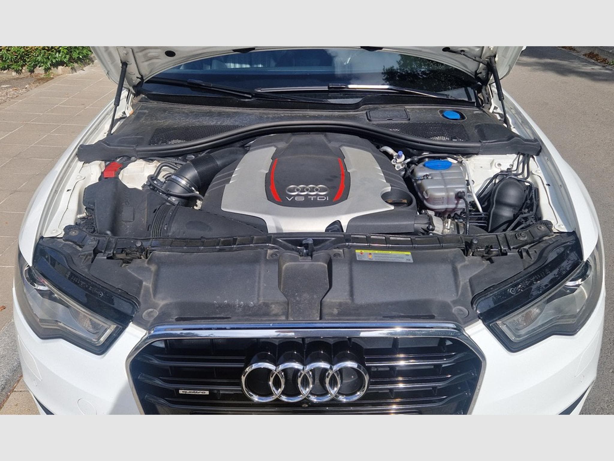 Audi A6 Avus 3.0bi-tdi (2012) - Photo 14