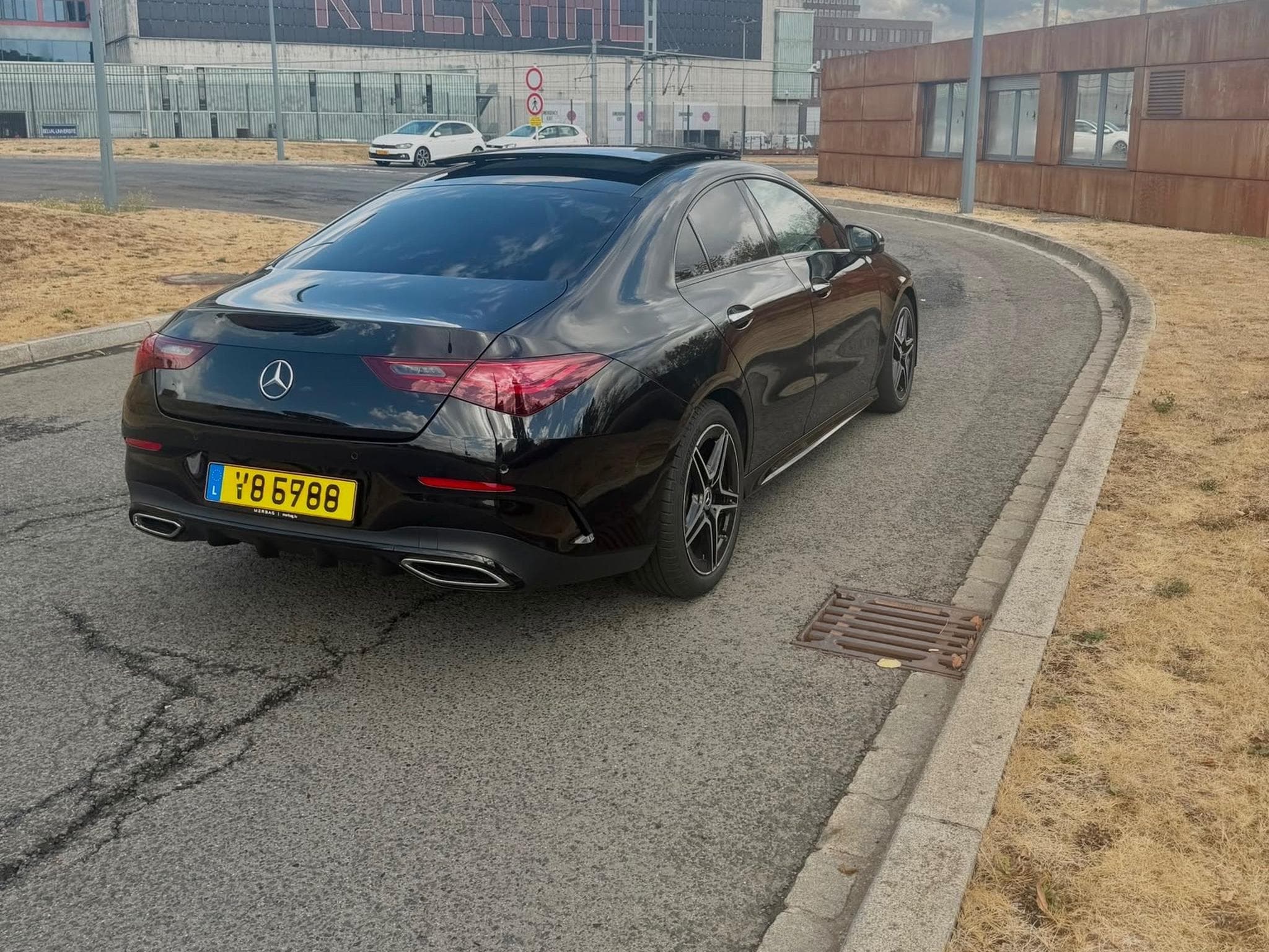 Mercedes CLA 200 AMG Line (2025) - Photo 3