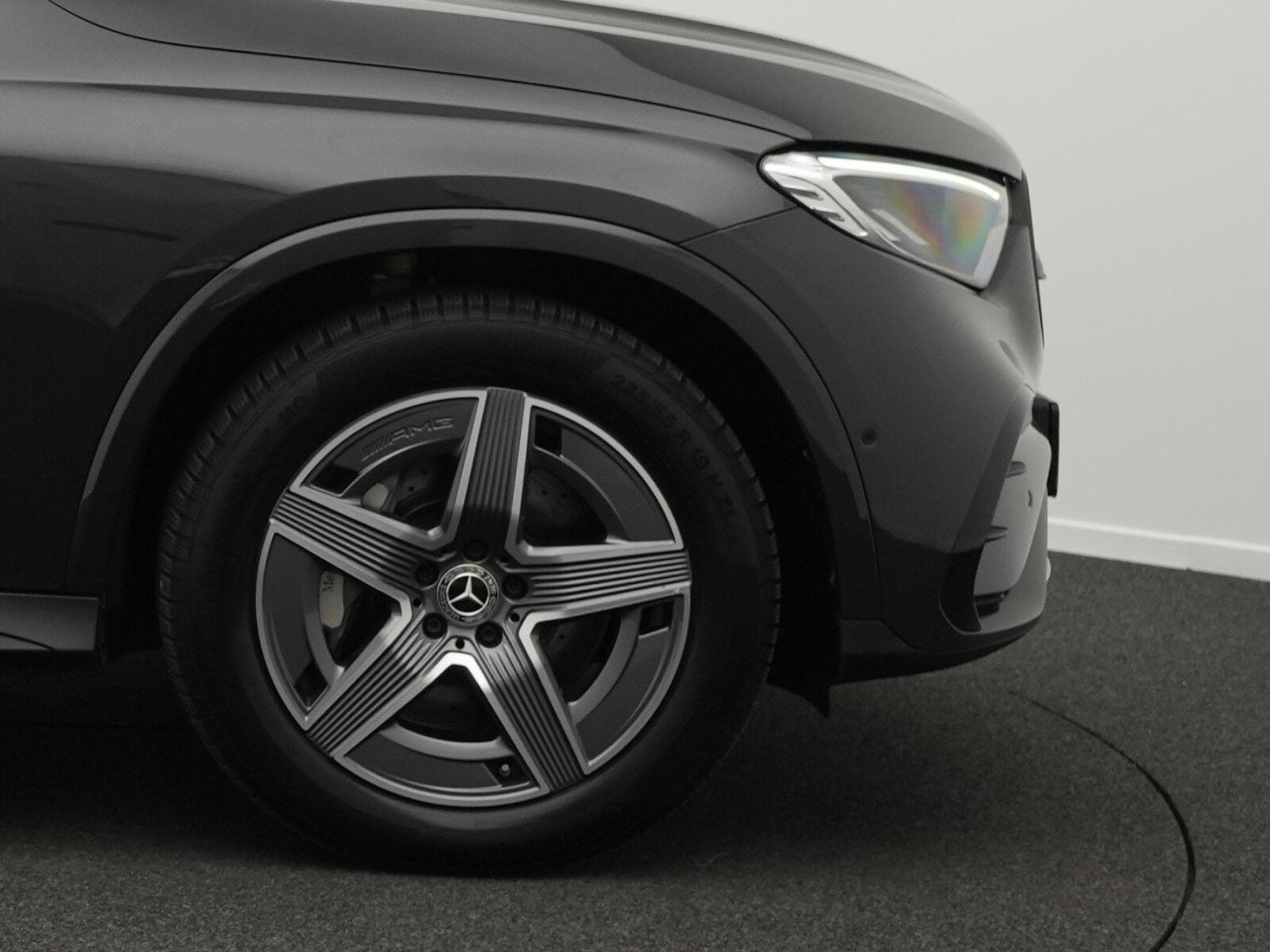 Mercedes GLC 300 d 4M AMG-Line LED+AHK+Totw+Memo (2025) - Photo 8