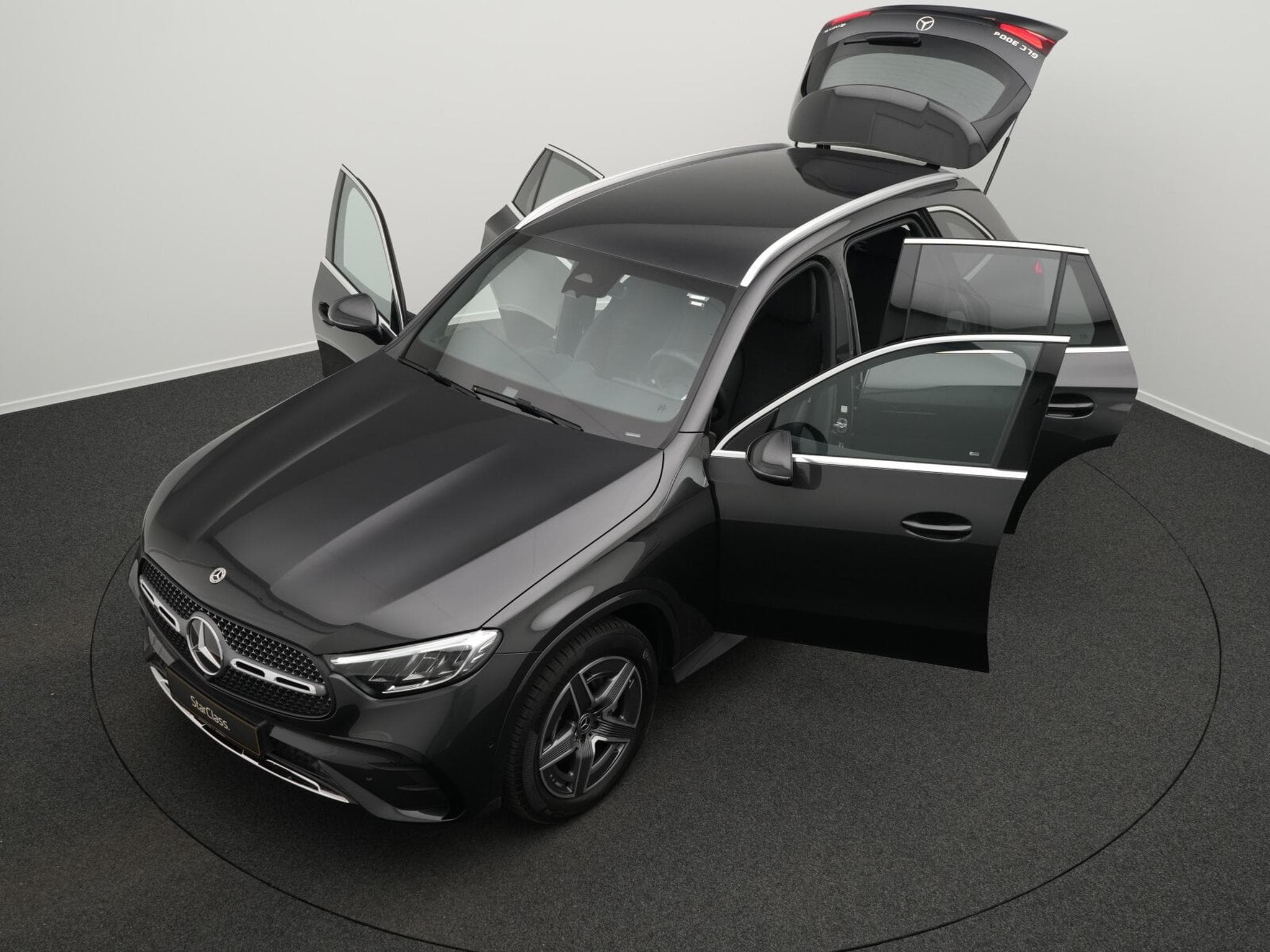 Mercedes GLC 300 d 4M AMG-Line LED+AHK+Totw+Memo (2025) - Photo 14