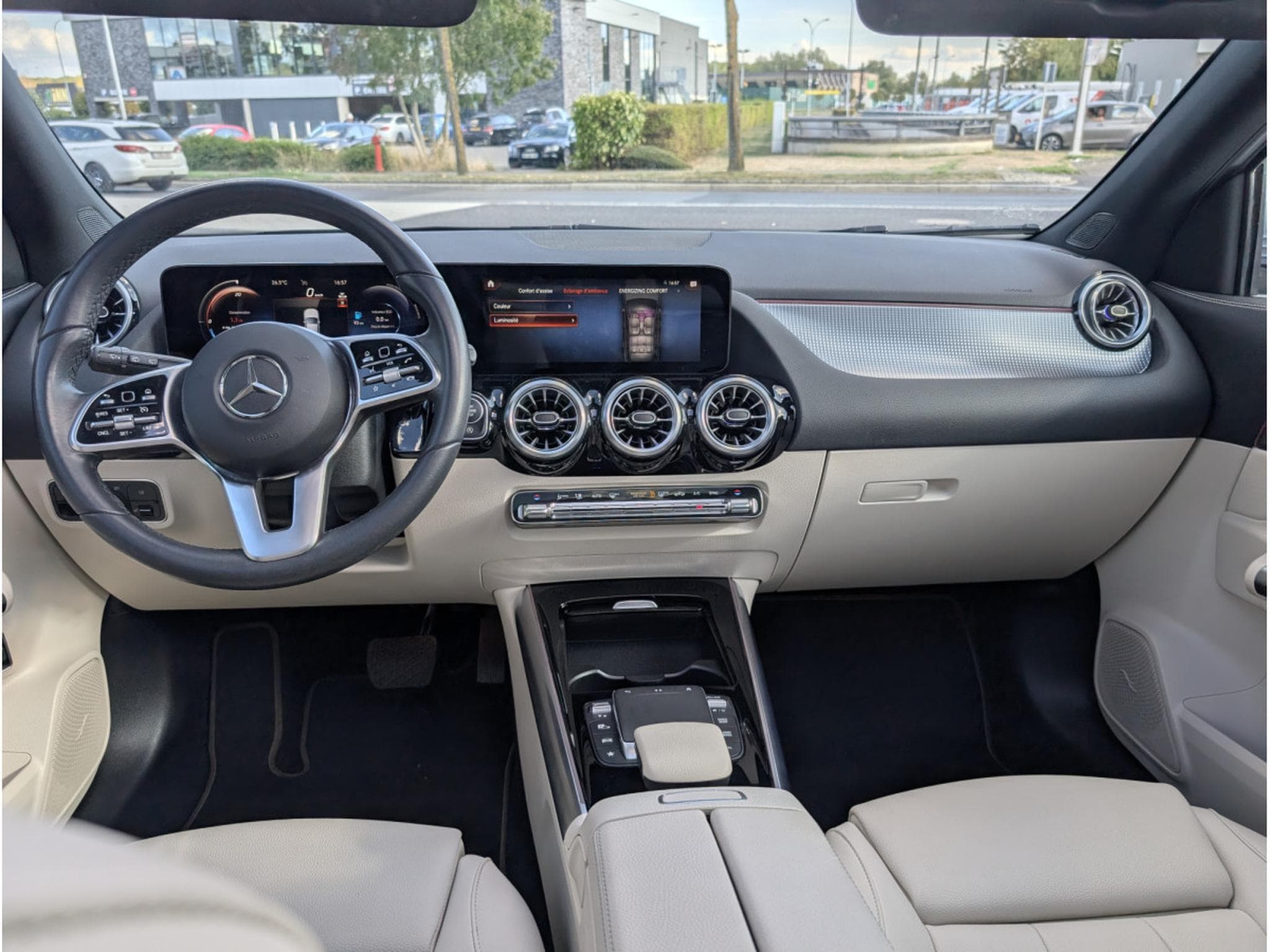 Mercedes GLA 200 163CV 7G-TRONIC * GARANTIE 36 MOIS * (2022) - Photo 20