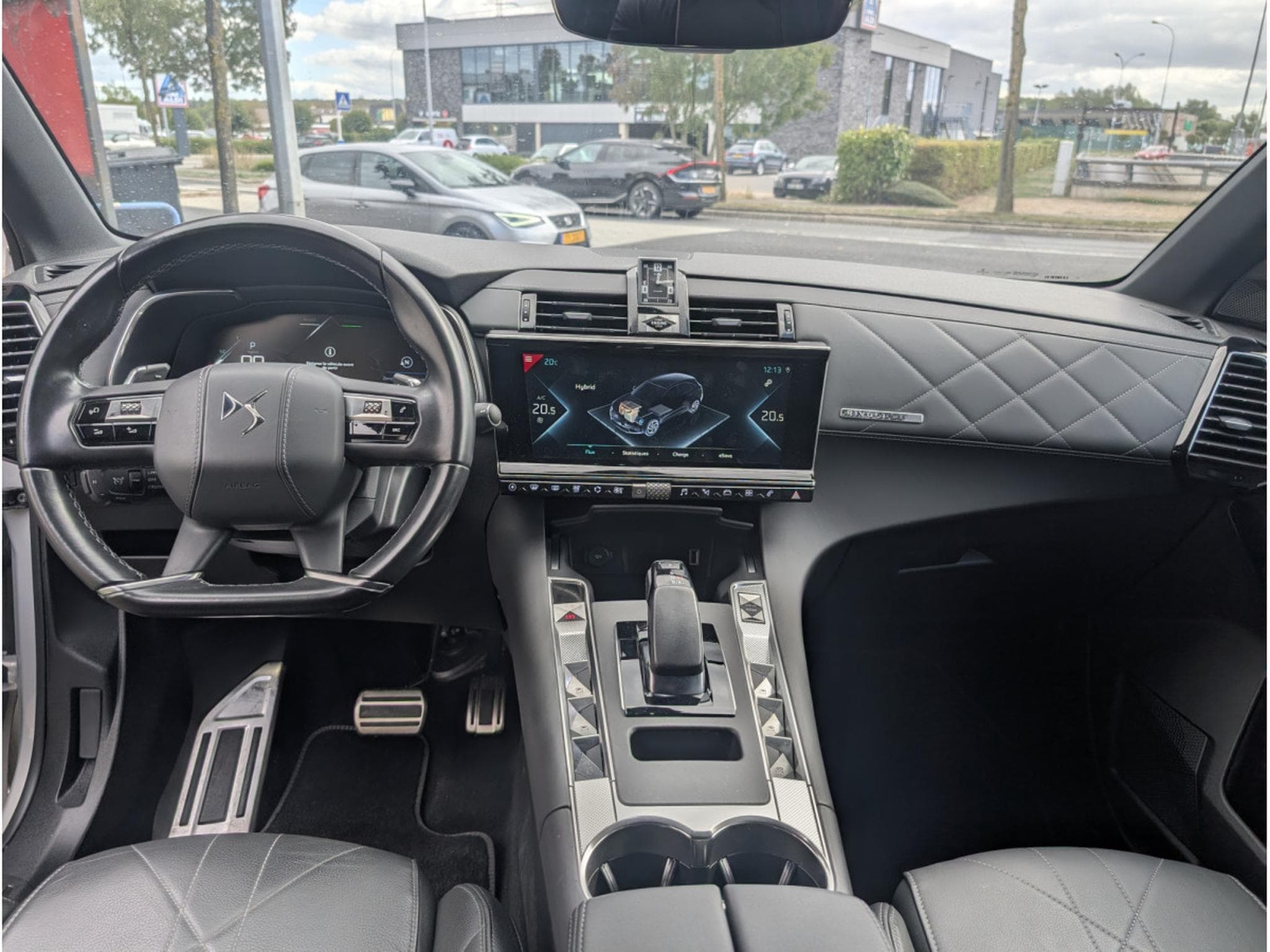 DS Automobiles DS7 E-TENSE 225 RIVOLI BOITE AUTO (2022) - Photo 6