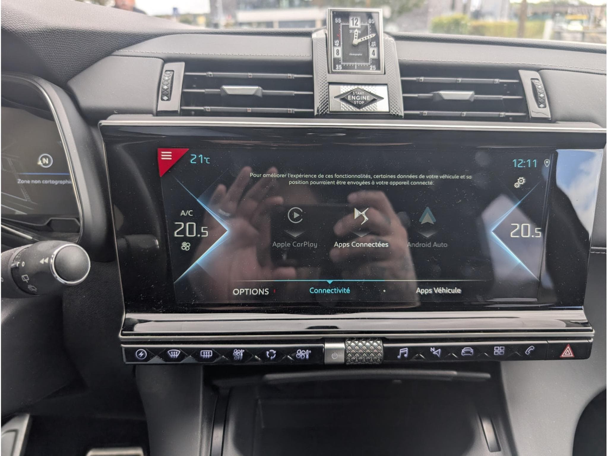 DS Automobiles DS7 E-TENSE 225 RIVOLI BOITE AUTO (2022) - Photo 11