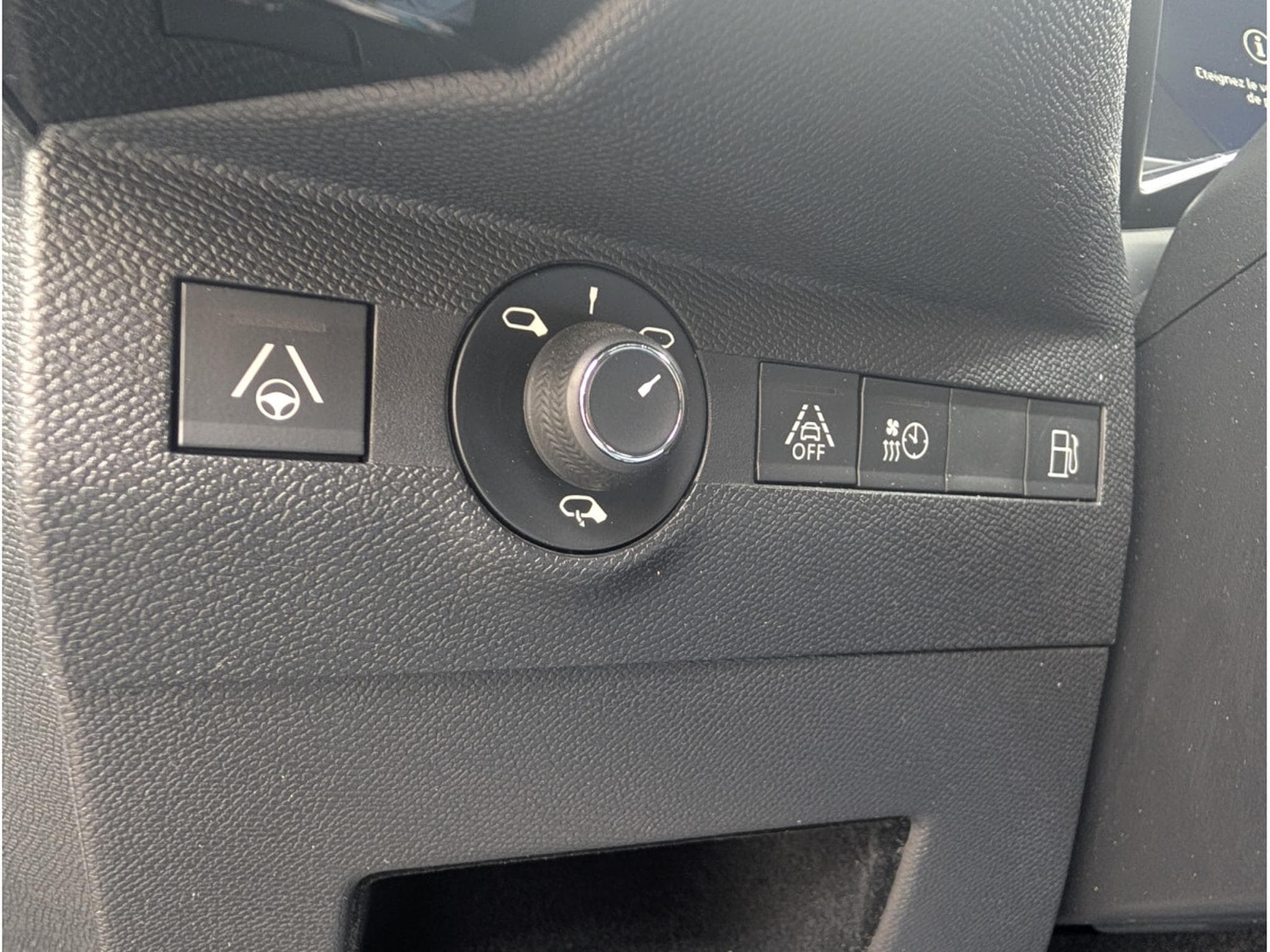 DS Automobiles DS7 E-TENSE 225 RIVOLI BOITE AUTO (2022) - Photo 19