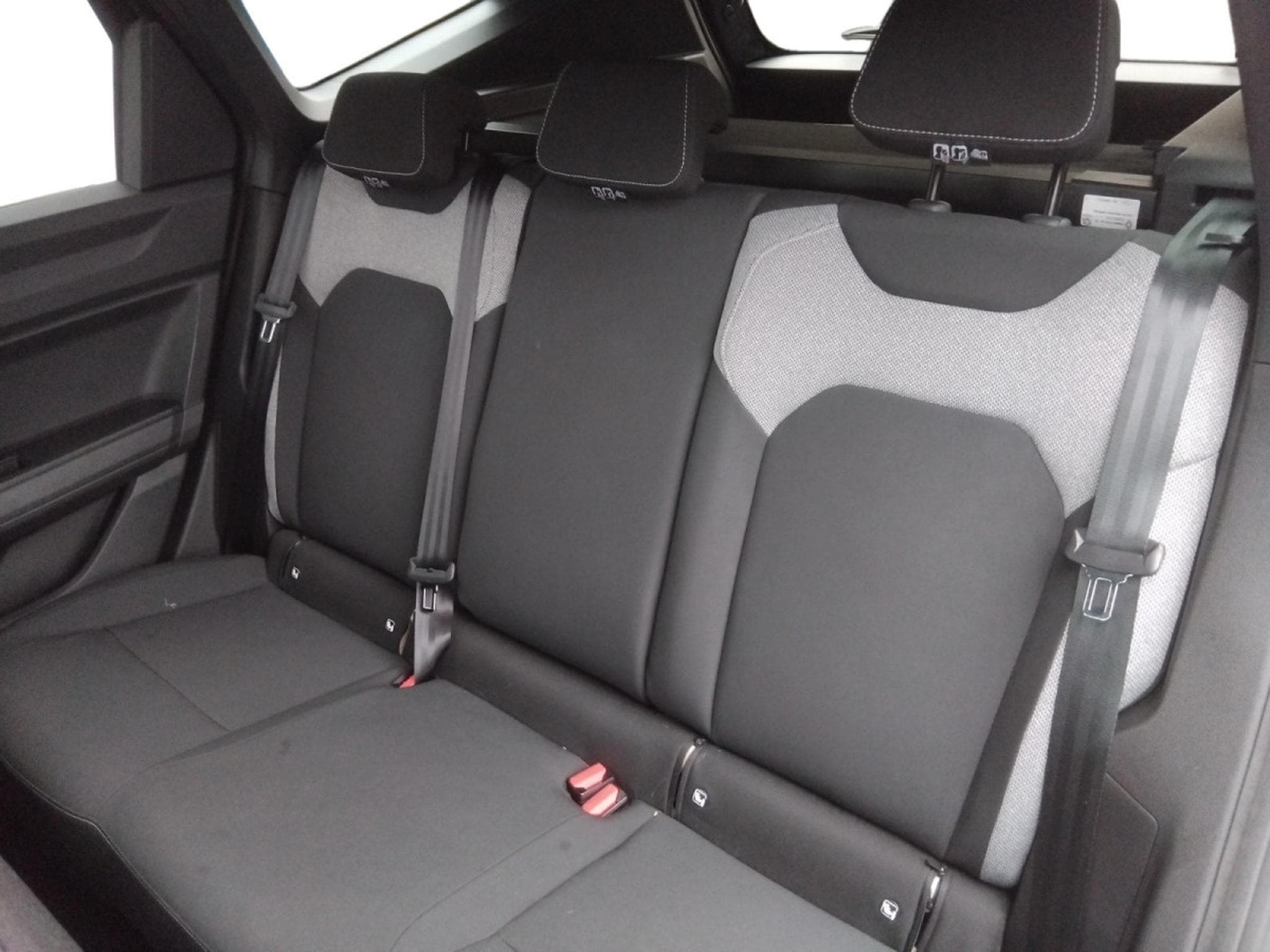 Dacia Bigster 1.8 Hybrid Journey (2026) - Photo 9