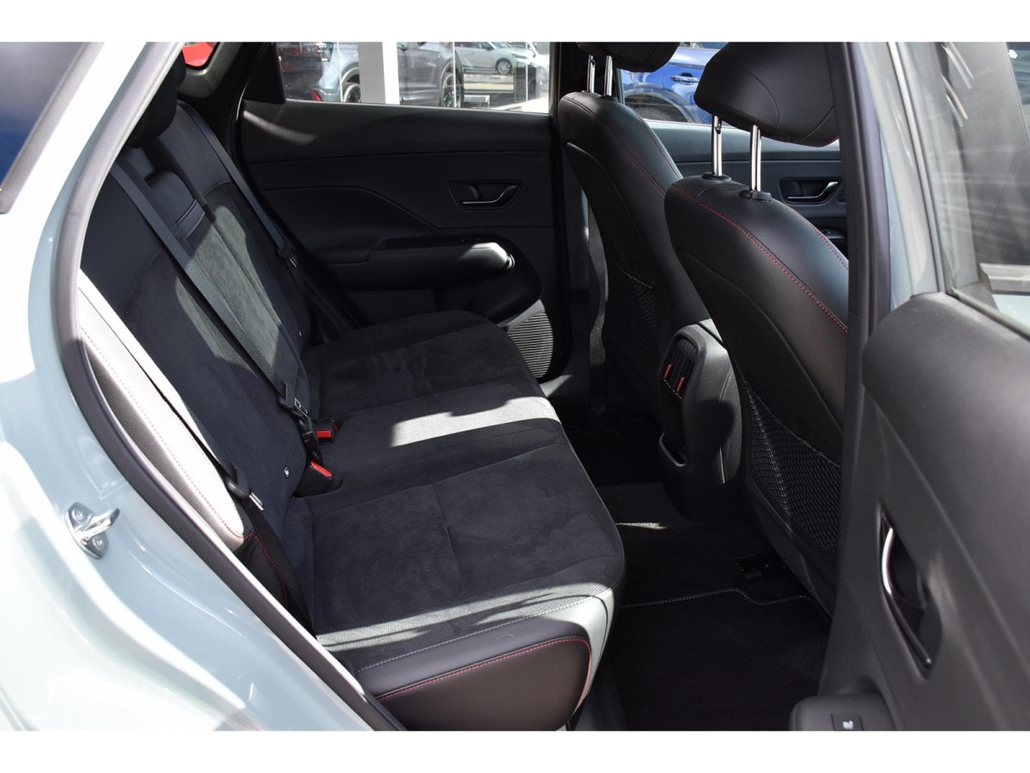Hyundai Kona 1.6 T-GDI Shine N-Line DCT PANO MEMO SG VENT CAM360 1° MAIN (2024) - Foto 8