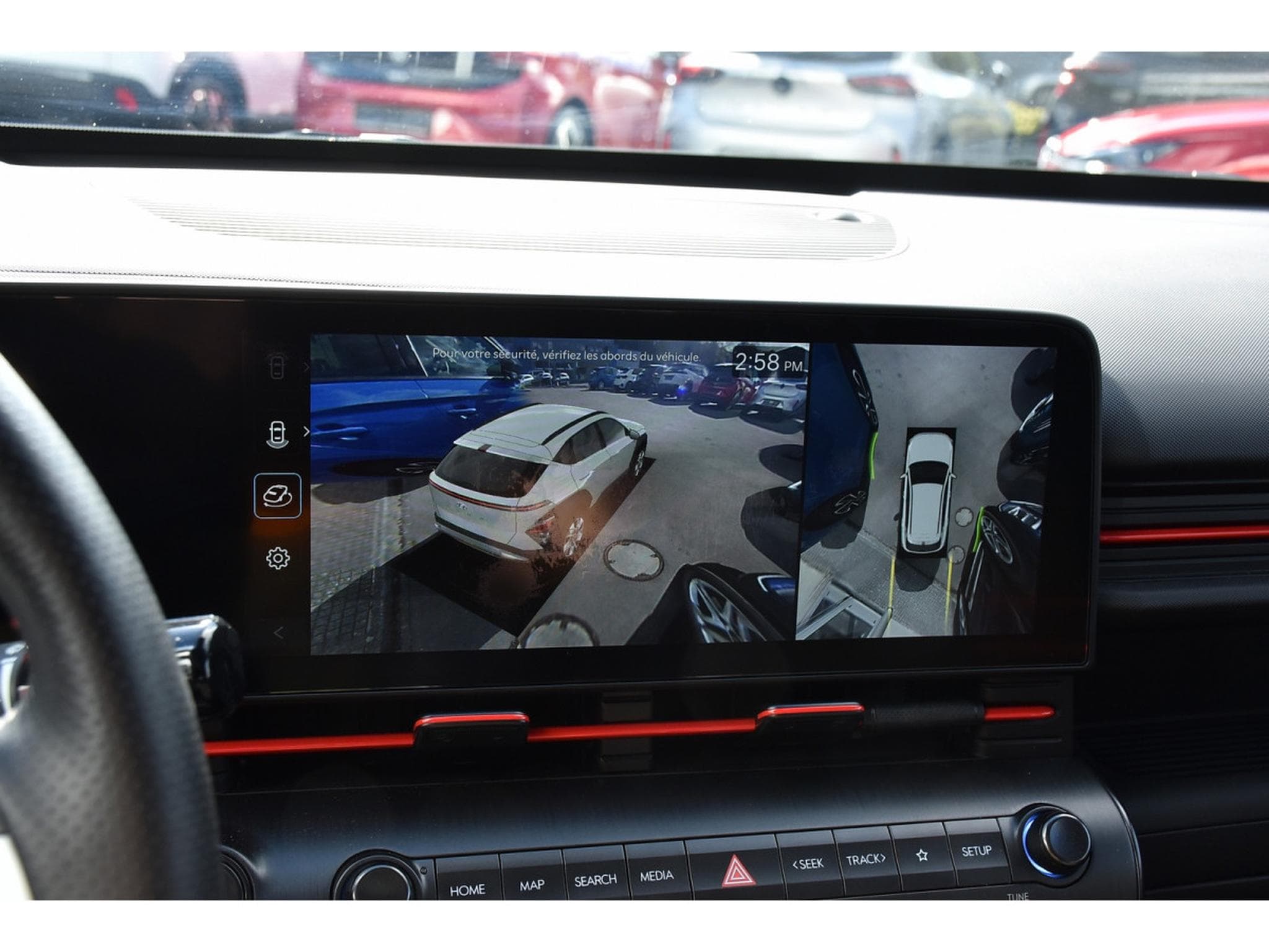 Hyundai Kona 1.6 T-GDI Shine N-Line DCT PANO MEMO SG VENT CAM360 1° MAIN (2024) - Foto 17