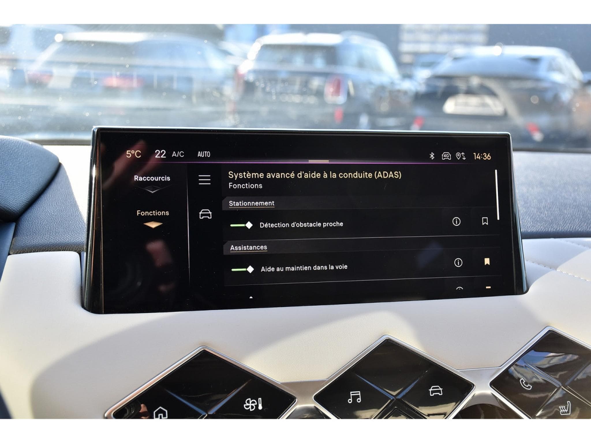 DS Automobiles DS3 1.2 PureTech EAT8 Rivoli CUIR GPS CAM LANE SIDE FOCAL 1°MAIN (2023) - Foto 13