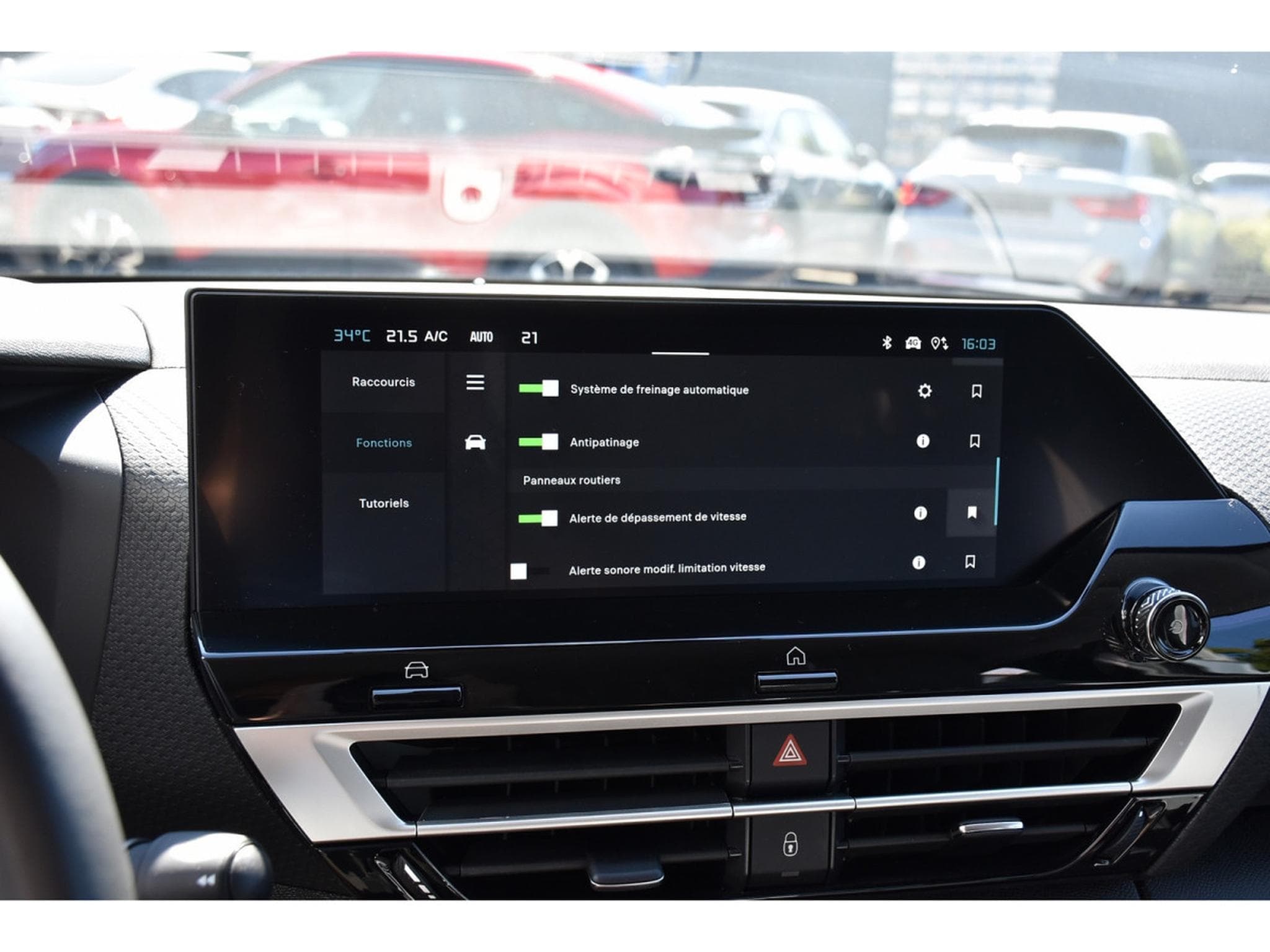 Citroën C4 X 1.2 MHEV 145 e-DCS6 Max ACC SIDE LANE GPS CAM360 1° MAIN (2025) - Foto 16