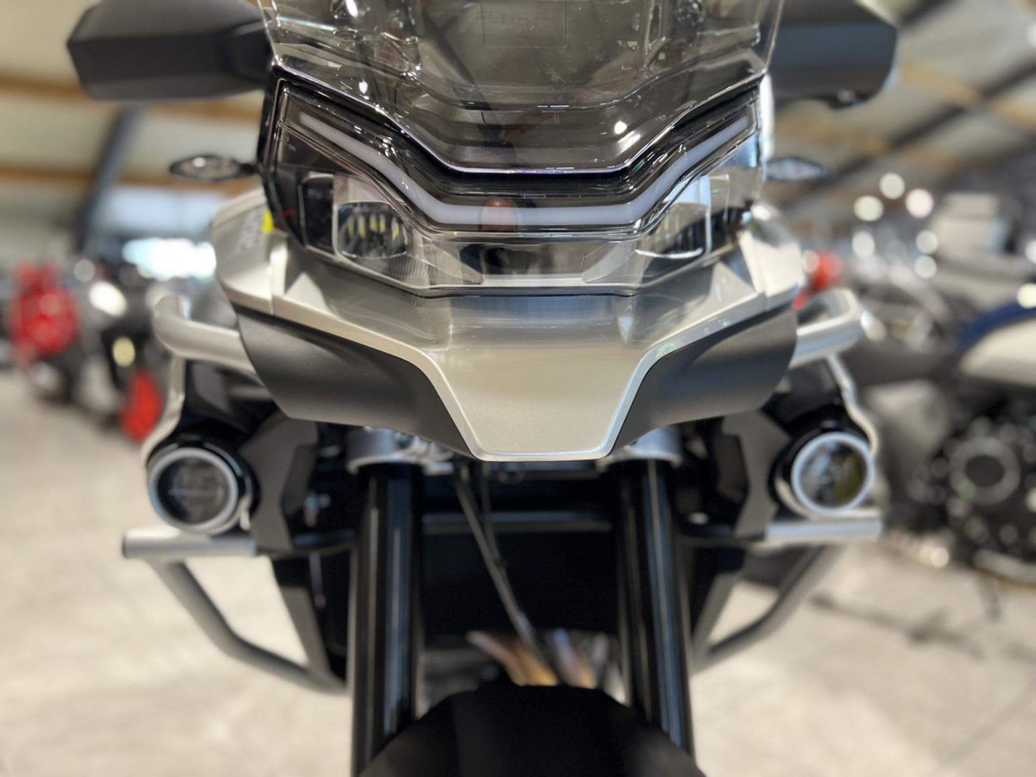 CF Moto MT EXPLORER (2024) - Photo 7