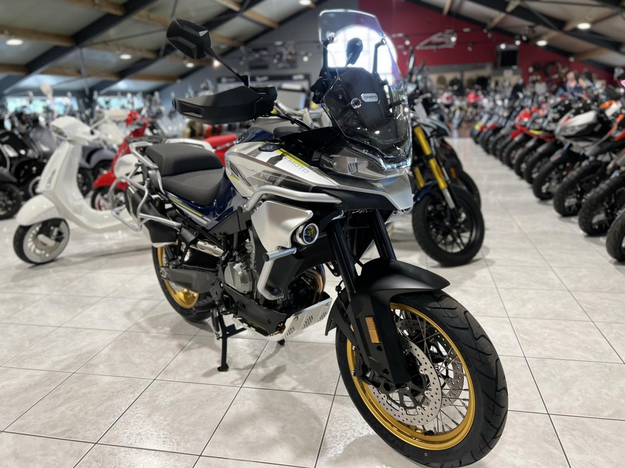CF Moto MT EXPLORER (2024) - Photo 10