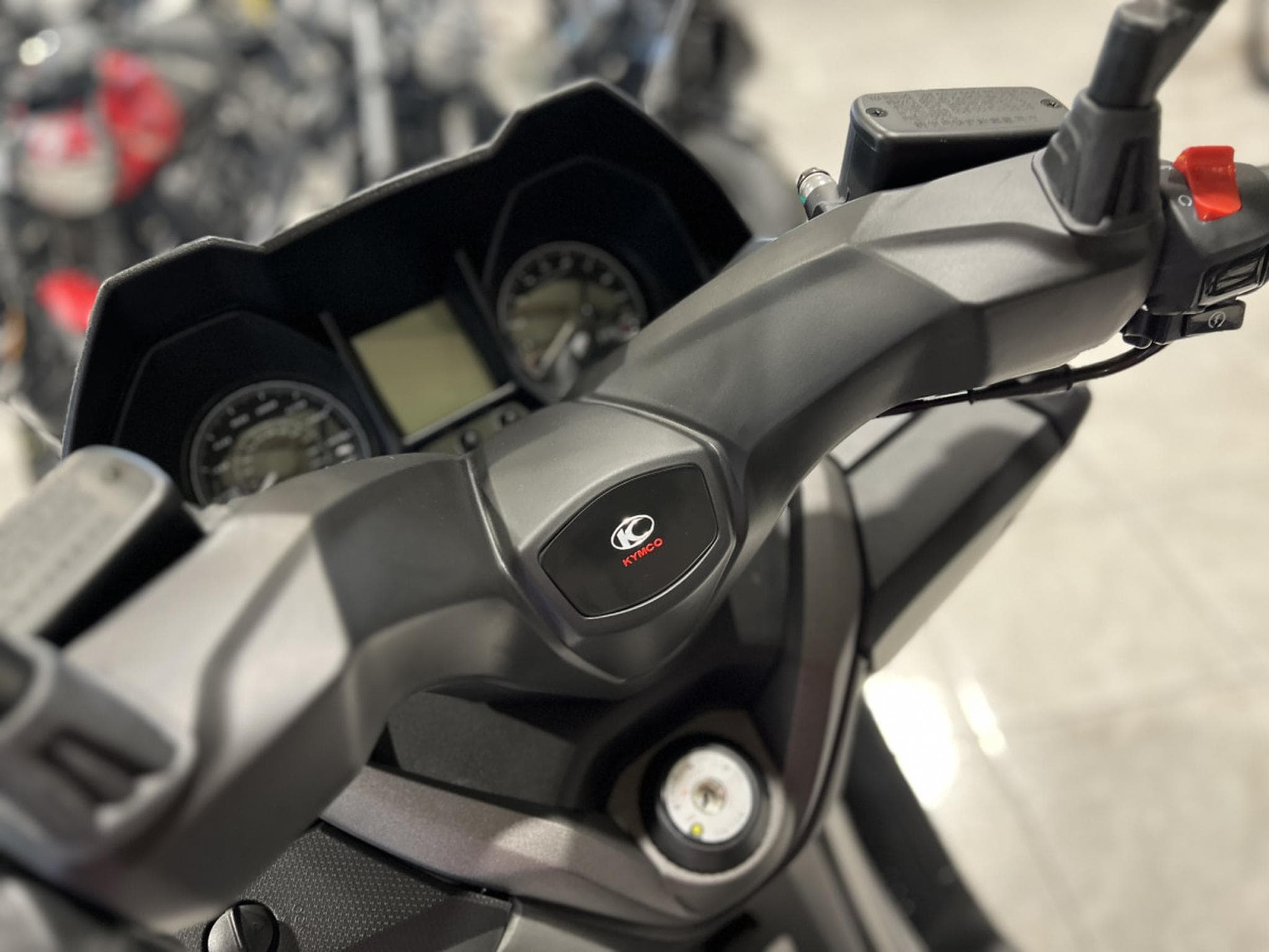 Kymco X-Town 300 ABS (2024) - Photo 5