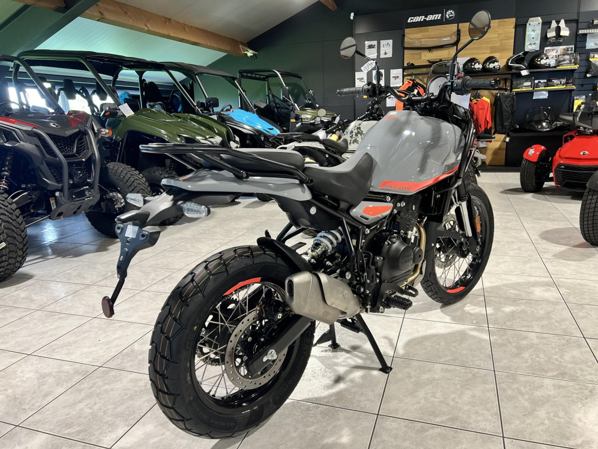 Royal Enfield Himalayan 450 Slate HIMALAYAN SALT (2024) - Photo 3