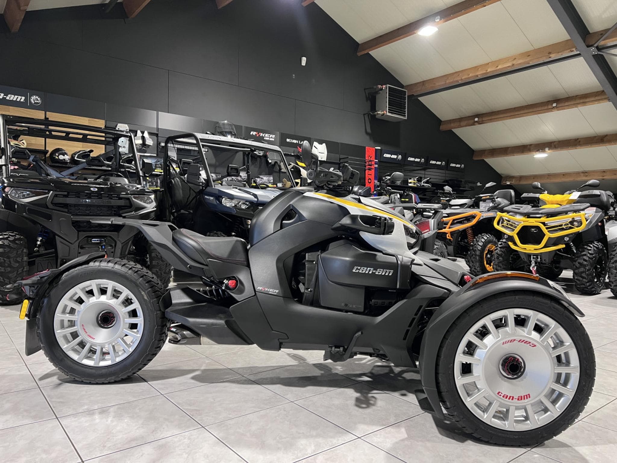 BRP Can-Am Ryker RALLY 900 (2026) - Photo 2
