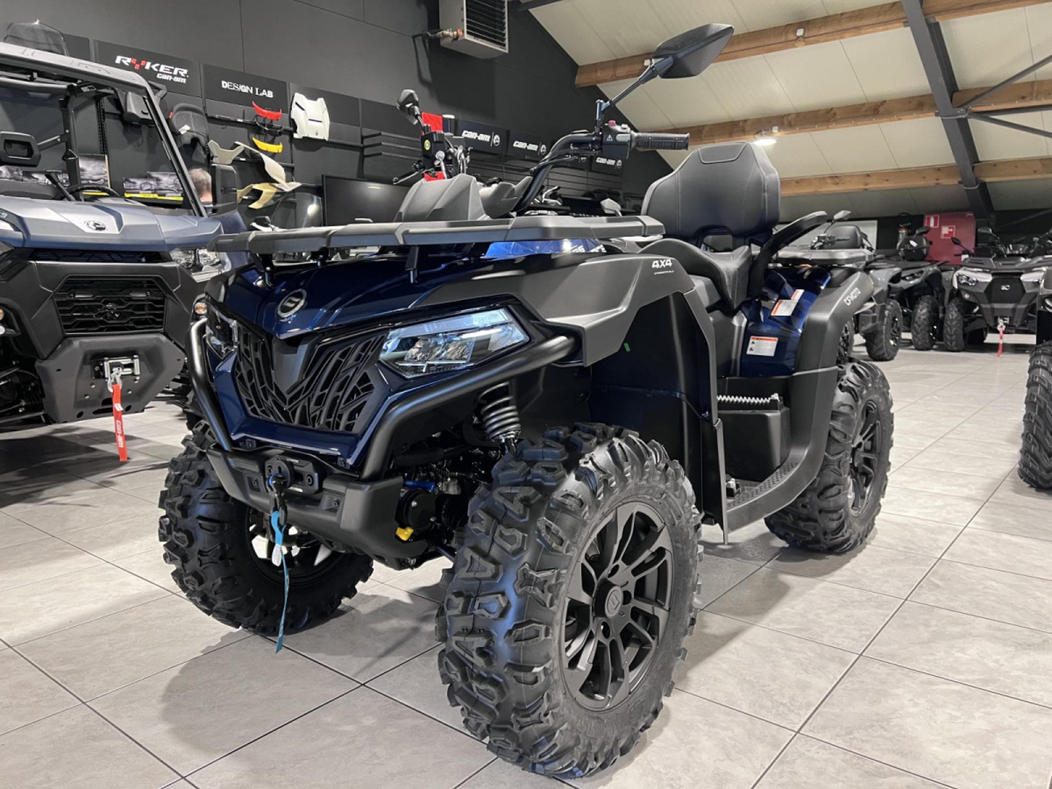 CF Moto CForce 625 TOURING  Agri T3 ABS (2026) - Photo 2