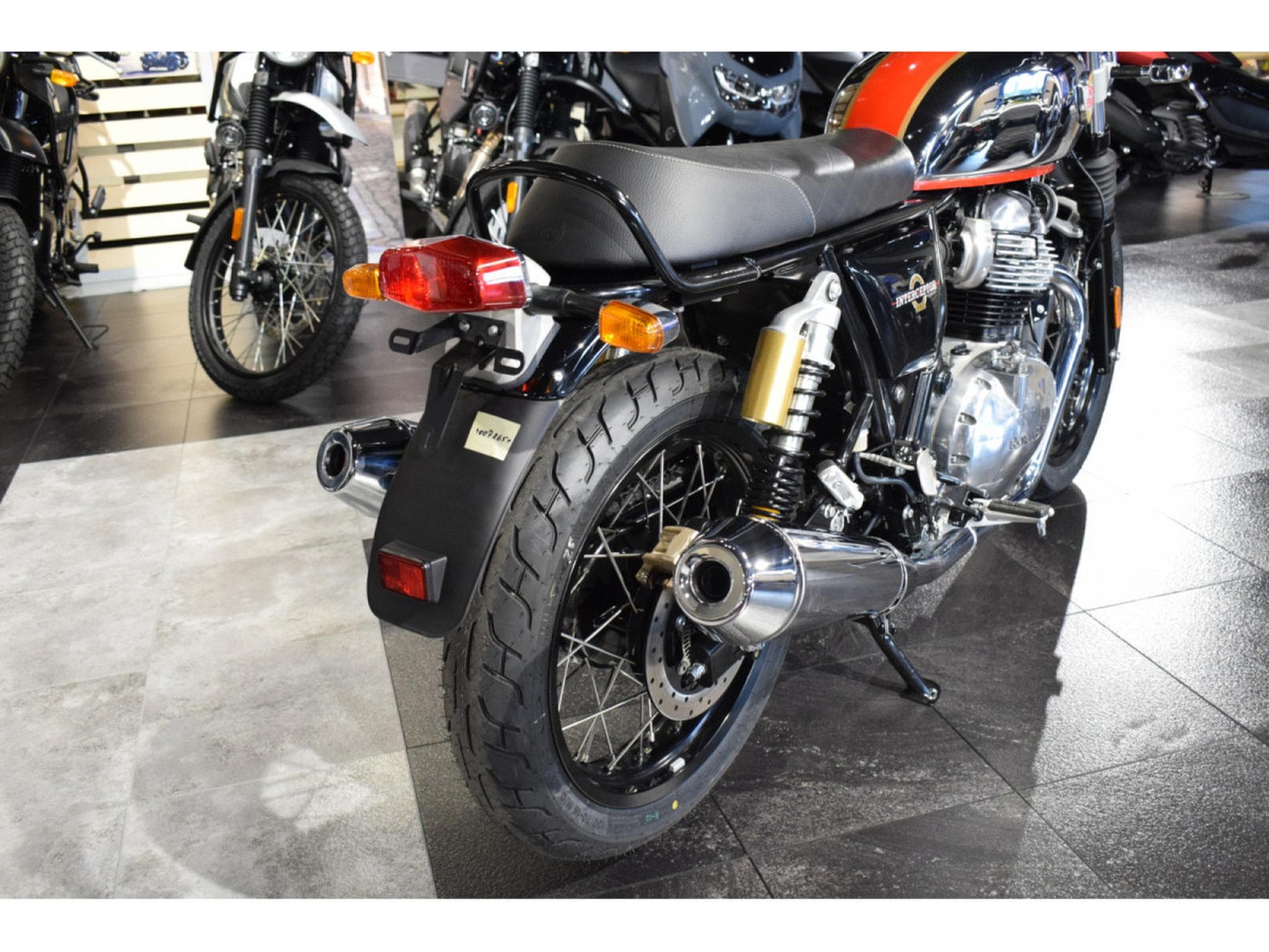 Royal Enfield Interceptor MARK 2 CHROME  E5 (2026) - Photo 3