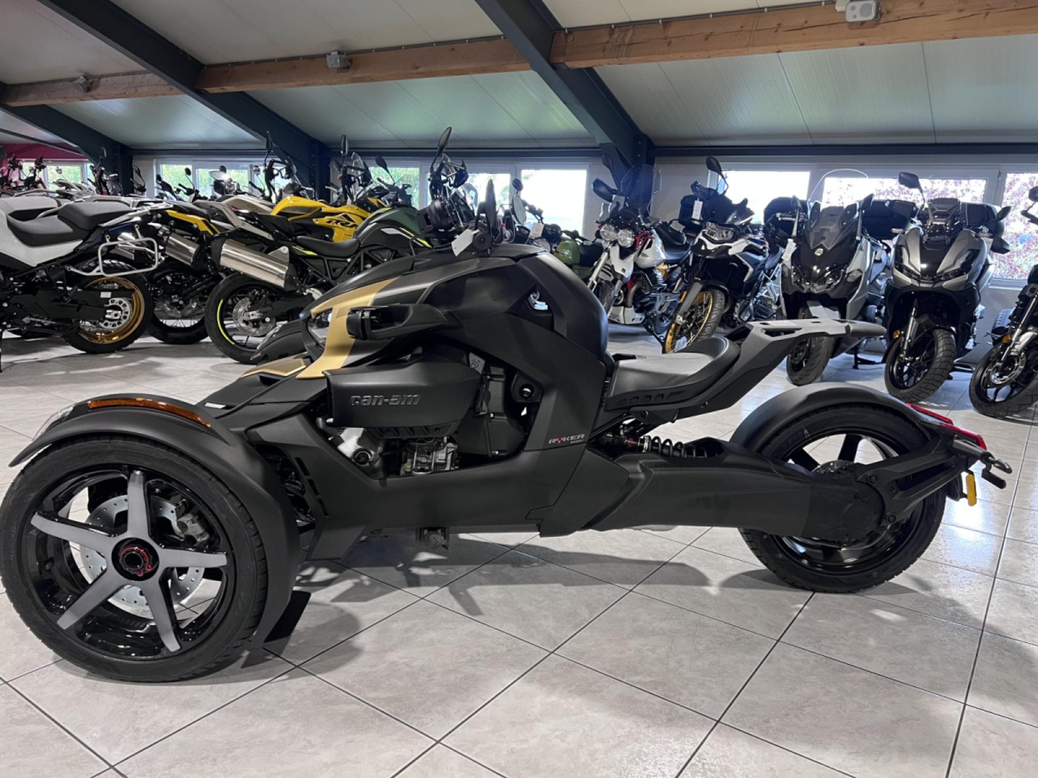 BRP Can-Am Ryker 900 SPORT (2026) - Photo 5