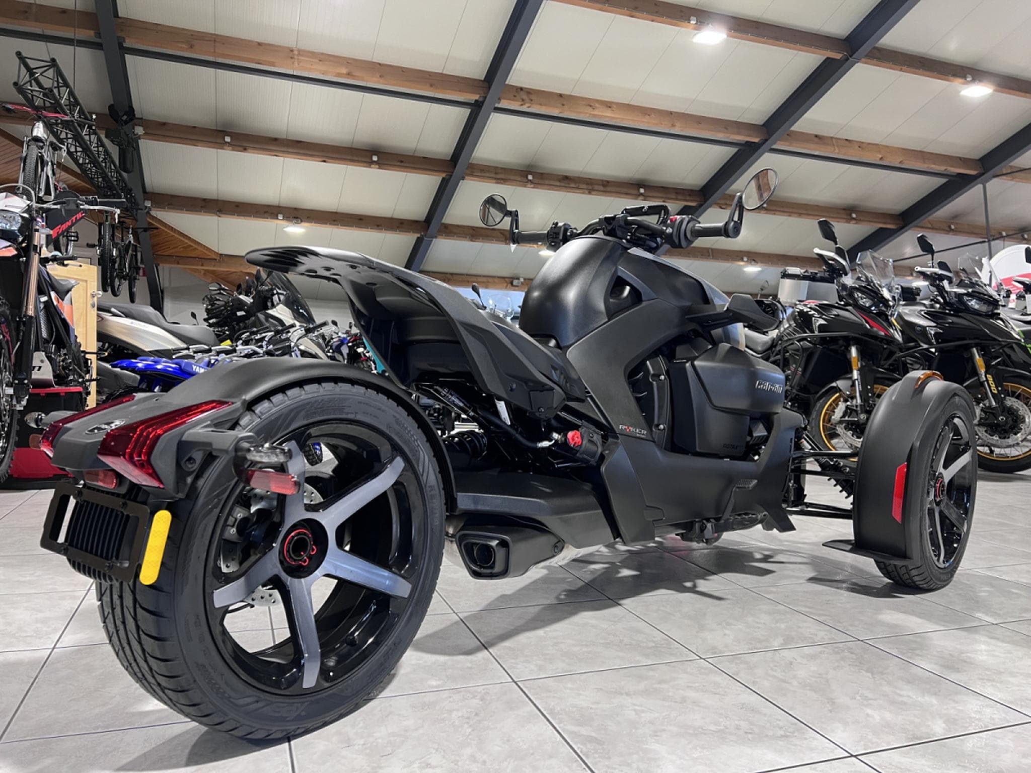 BRP Can-Am Ryker 900 SPORT (2026) - Photo 4