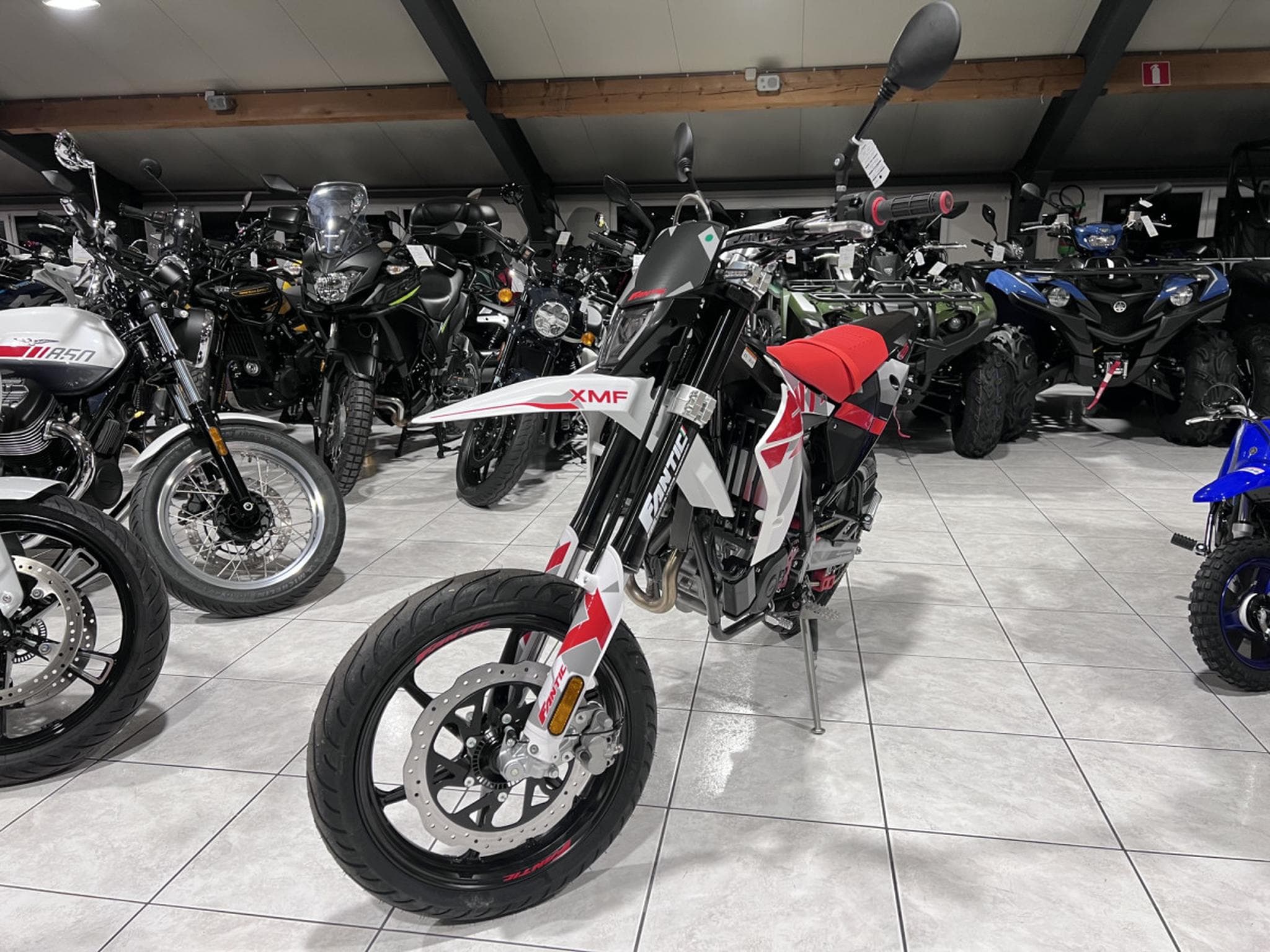 Fantic Motard XMF 4T PERFORMANCE (2026) - Photo 2