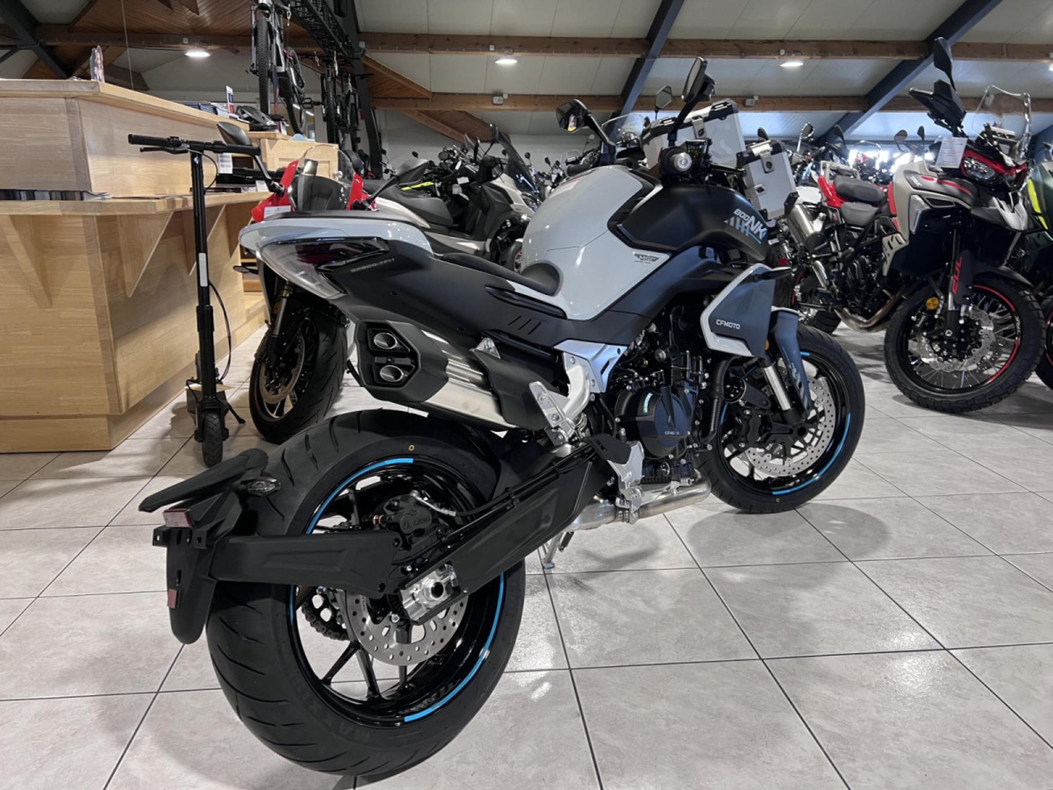 CF Moto 800 NK ADVANCED TC (2026) - Photo 3