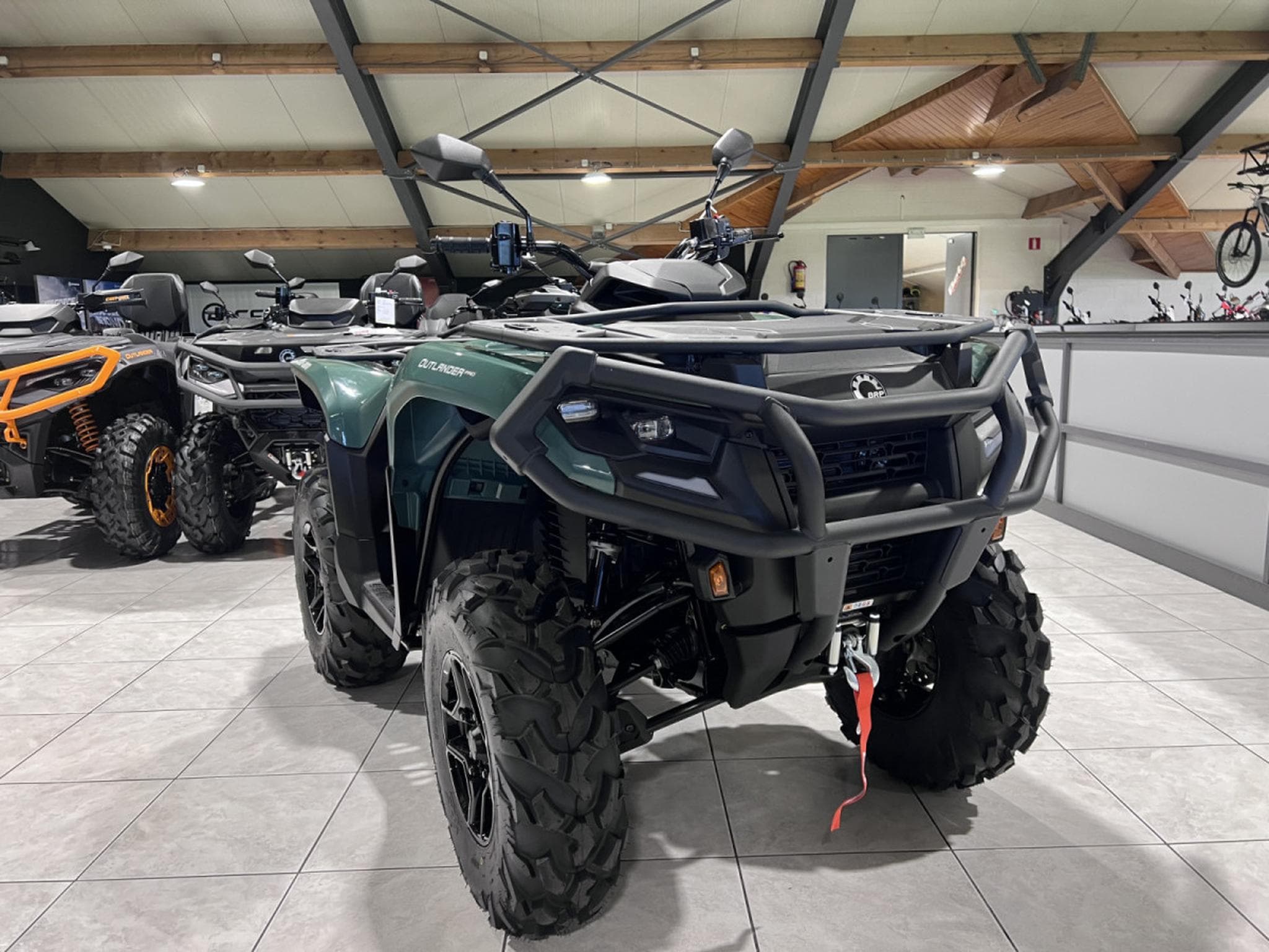 BRP Can-Am Outlander Pro MY26 XU T HD7 ABS  T3B  + 60 km/h (2026) - Photo 7