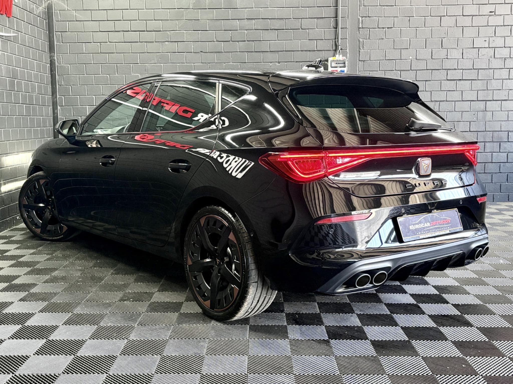 Cupra Leon VZ 2.0 TSI 300CV *DCC* * VSS* CAM * ALARME * (2024) - Foto 4