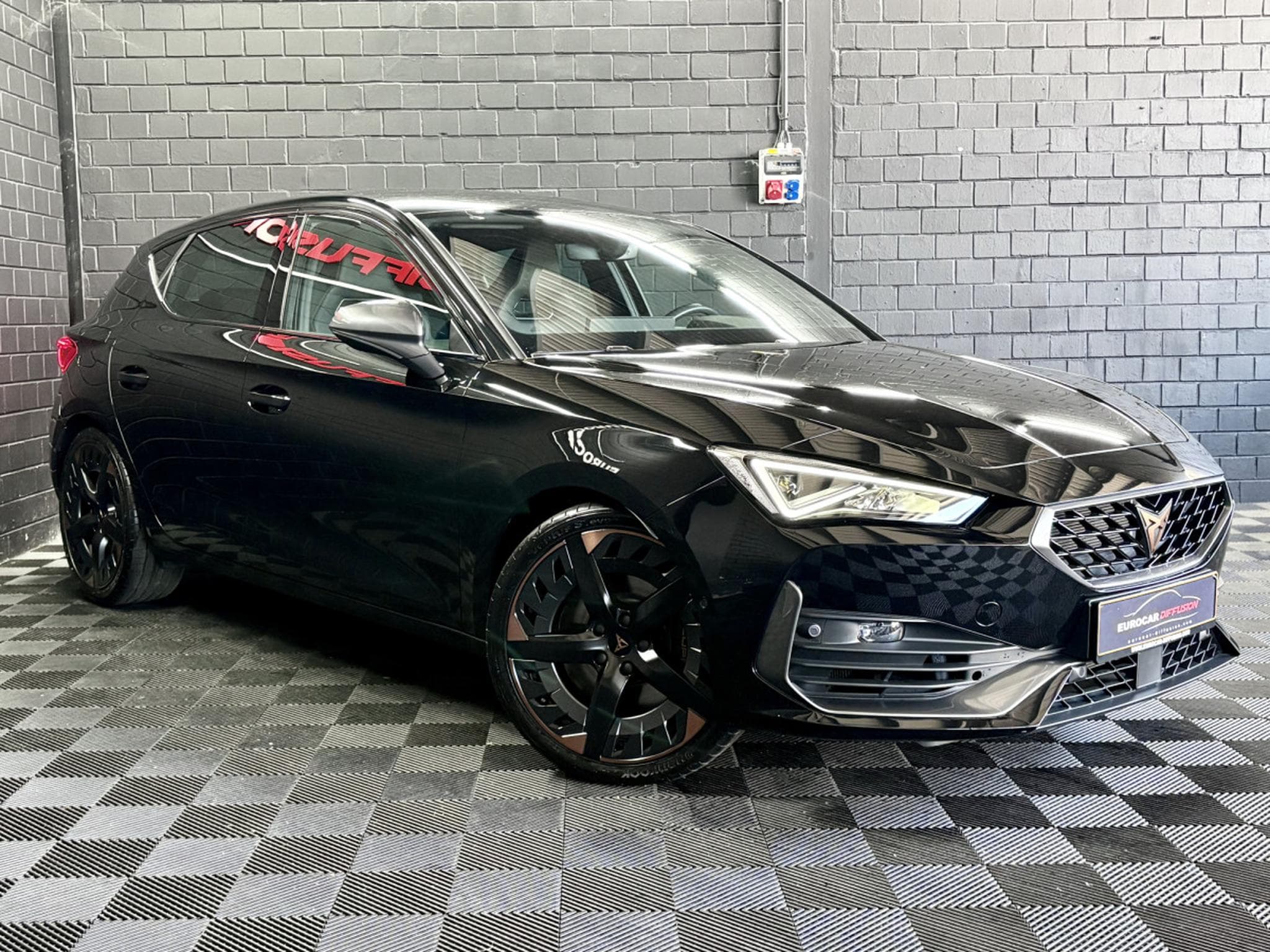 Cupra Leon VZ 2.0 TSI 300CV *DCC* * VSS* CAM * ALARME * (2024) - Foto 3