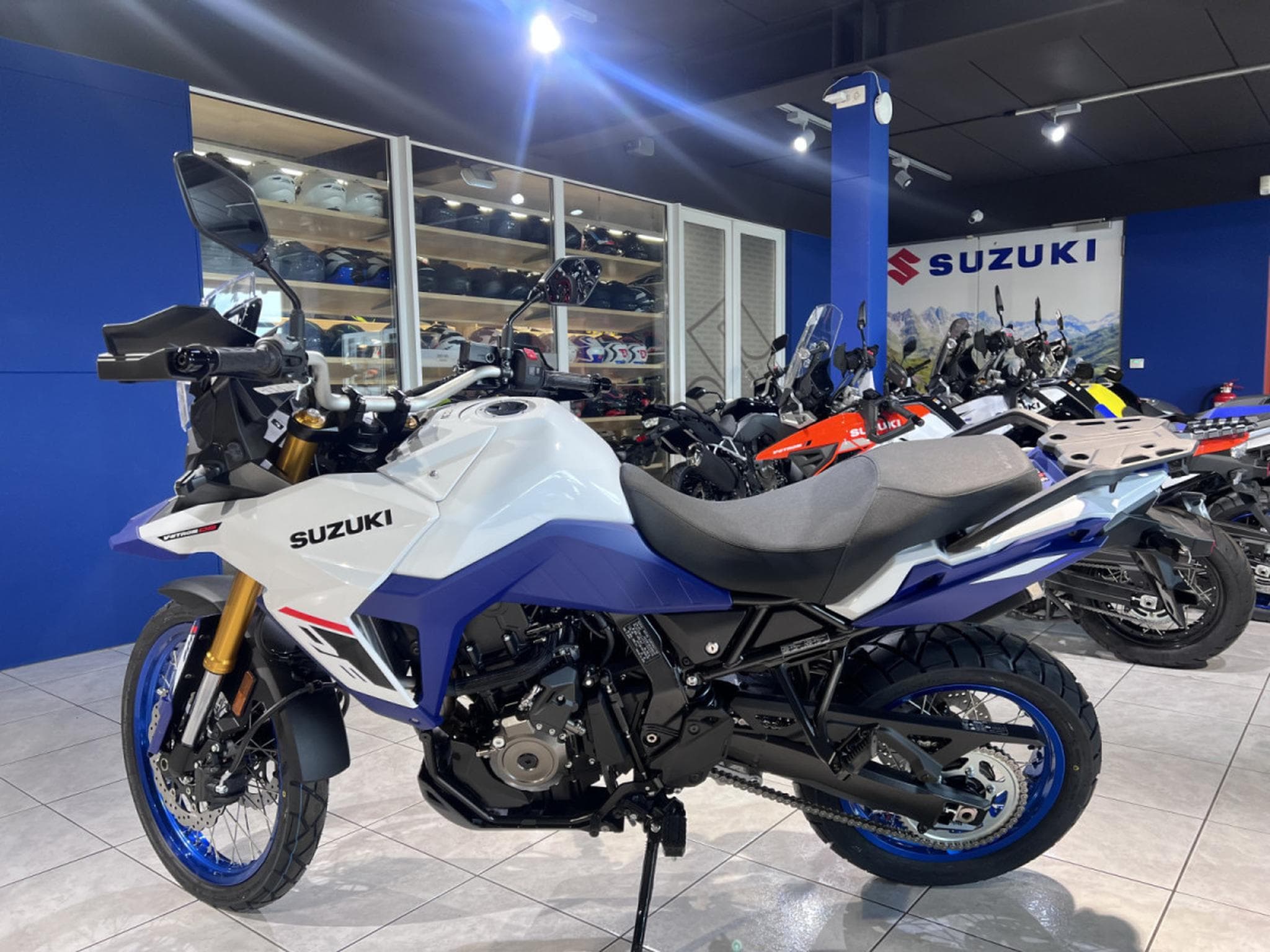 Suzuki V-Strom 800 (2026) - Photo 4