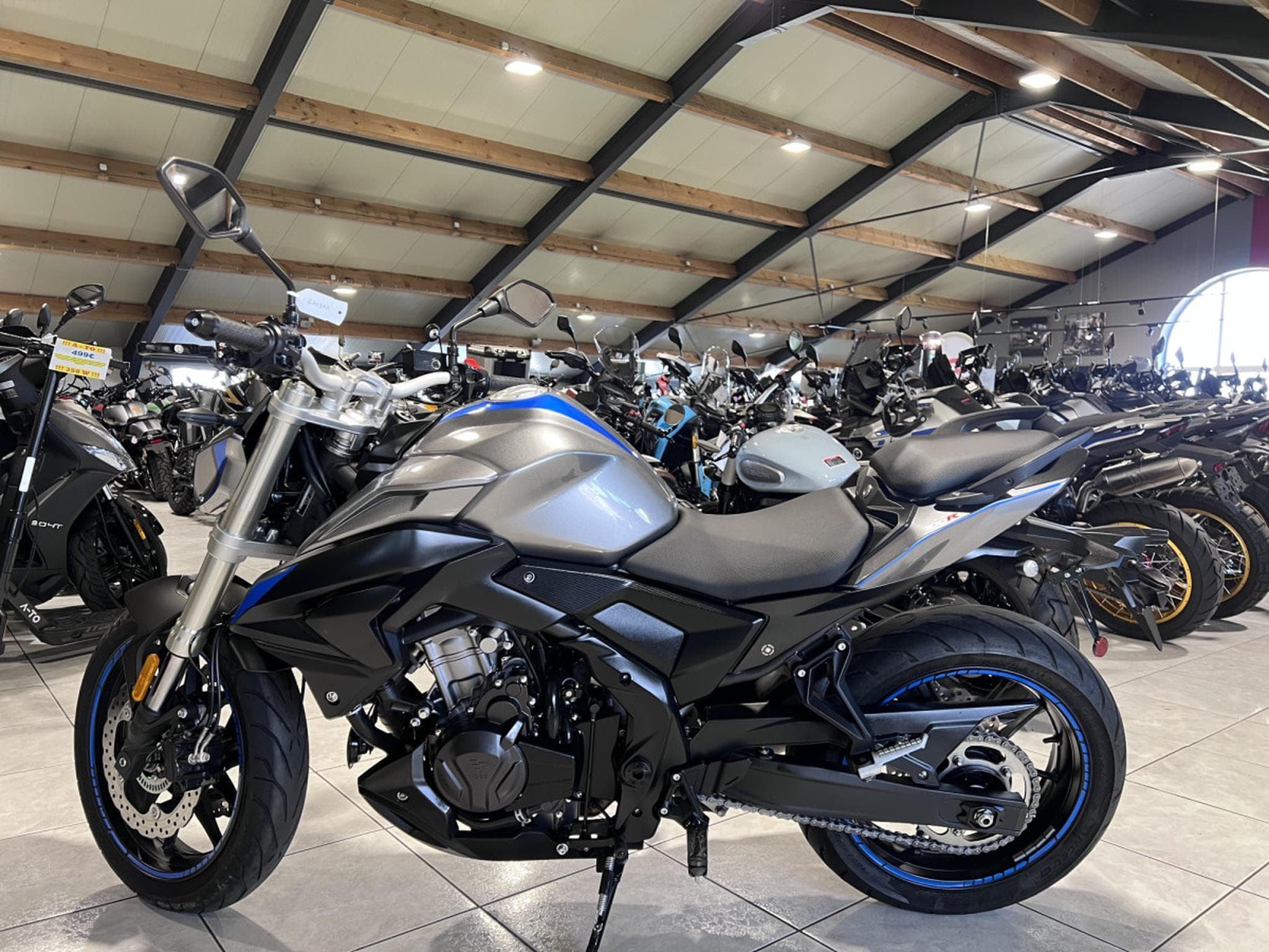 Voge 500r GRIS (2022) - Photo 5