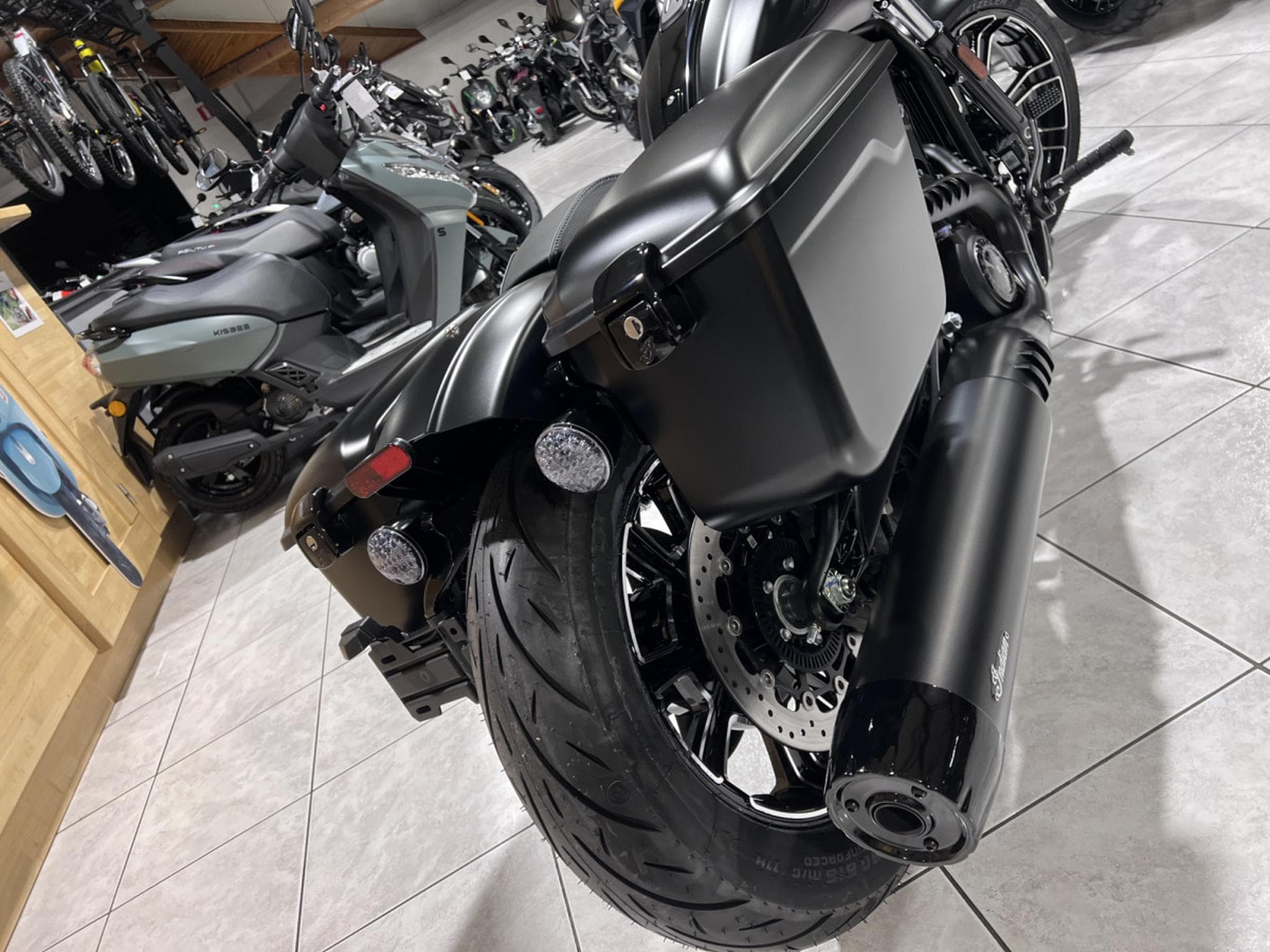 Indian Sport Scout RT RT Black Smoke with Graphics (2026) - Photo 5