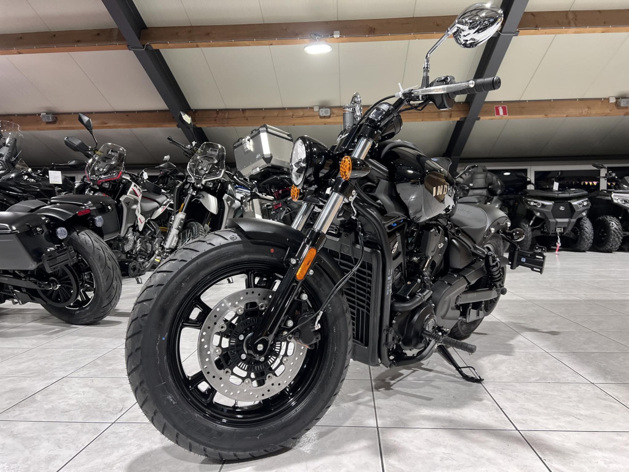 Indian Scout Sixty (2026) - Photo 2
