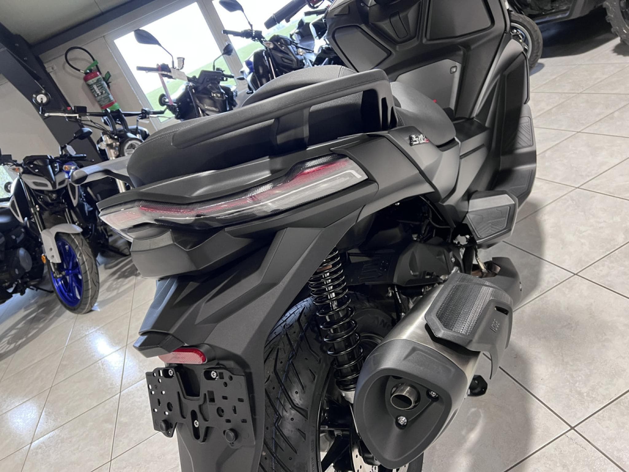 Voge SR4 R MAX (2026) - Photo 5