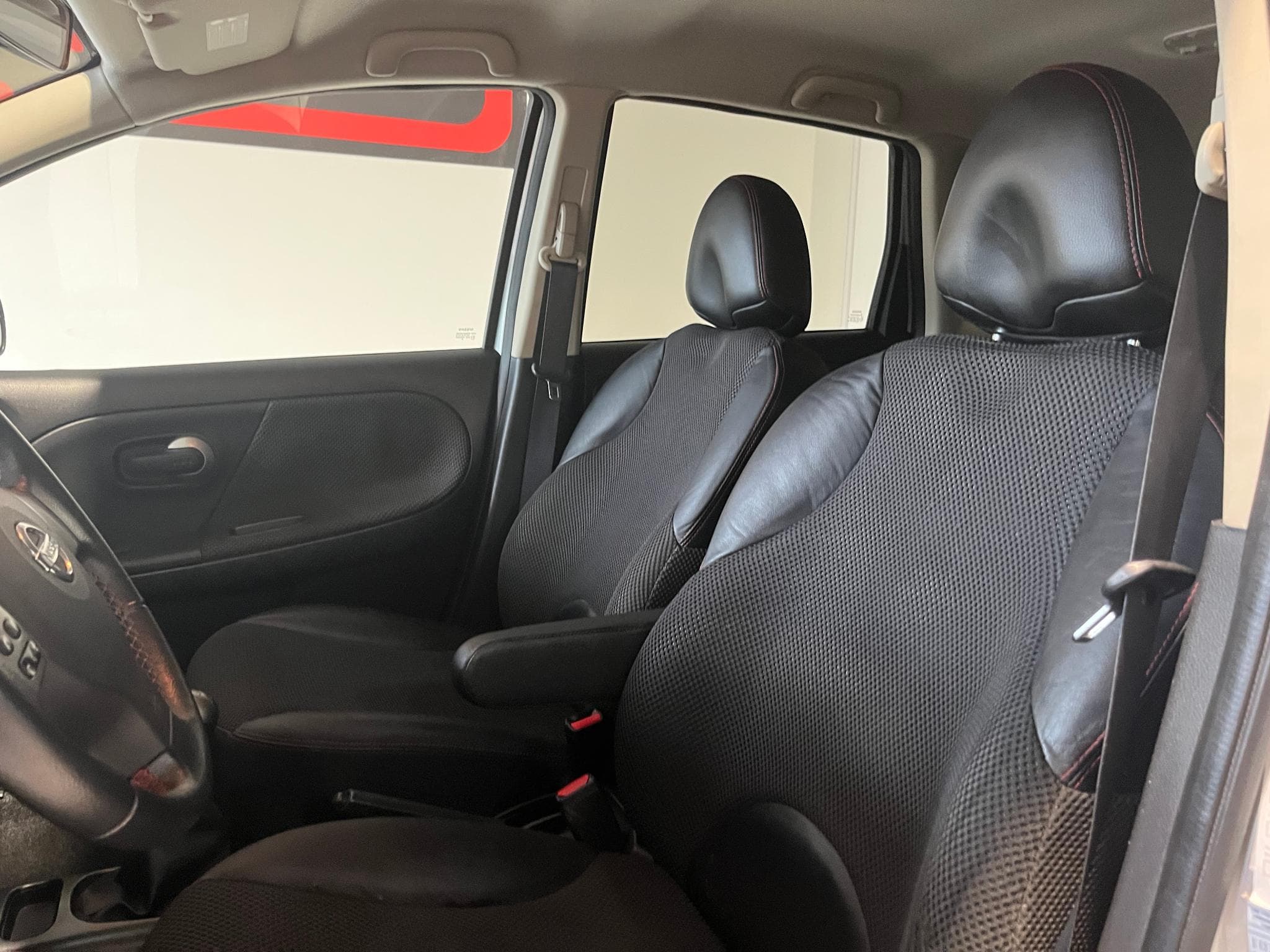 Nissan Note 1.6 Tekna (2009) - Photo 12