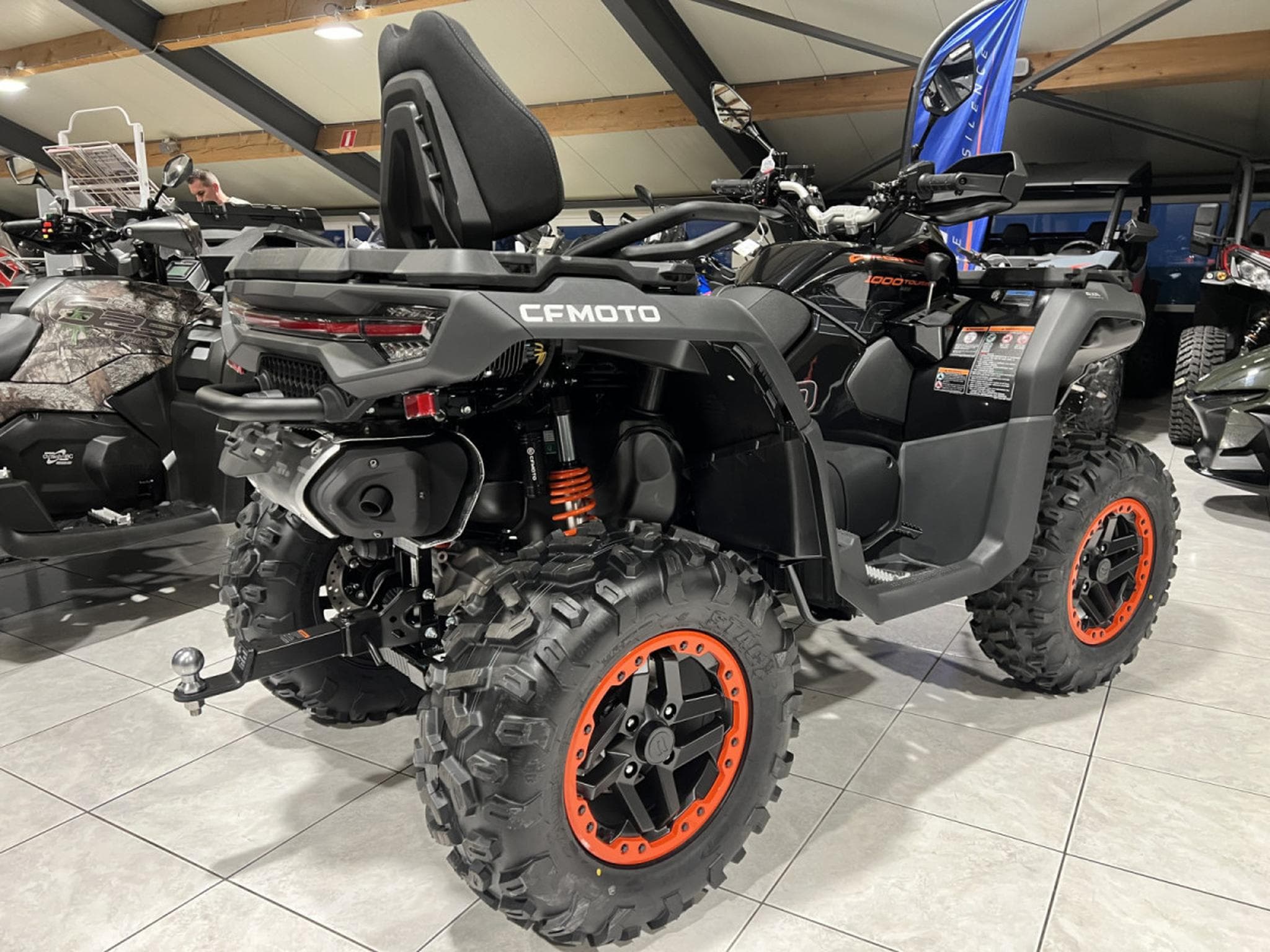 CF Moto CForce 1000 TOURING PREM.  T3 AGRI ABS - 105 KM/H (2025) - Photo 3
