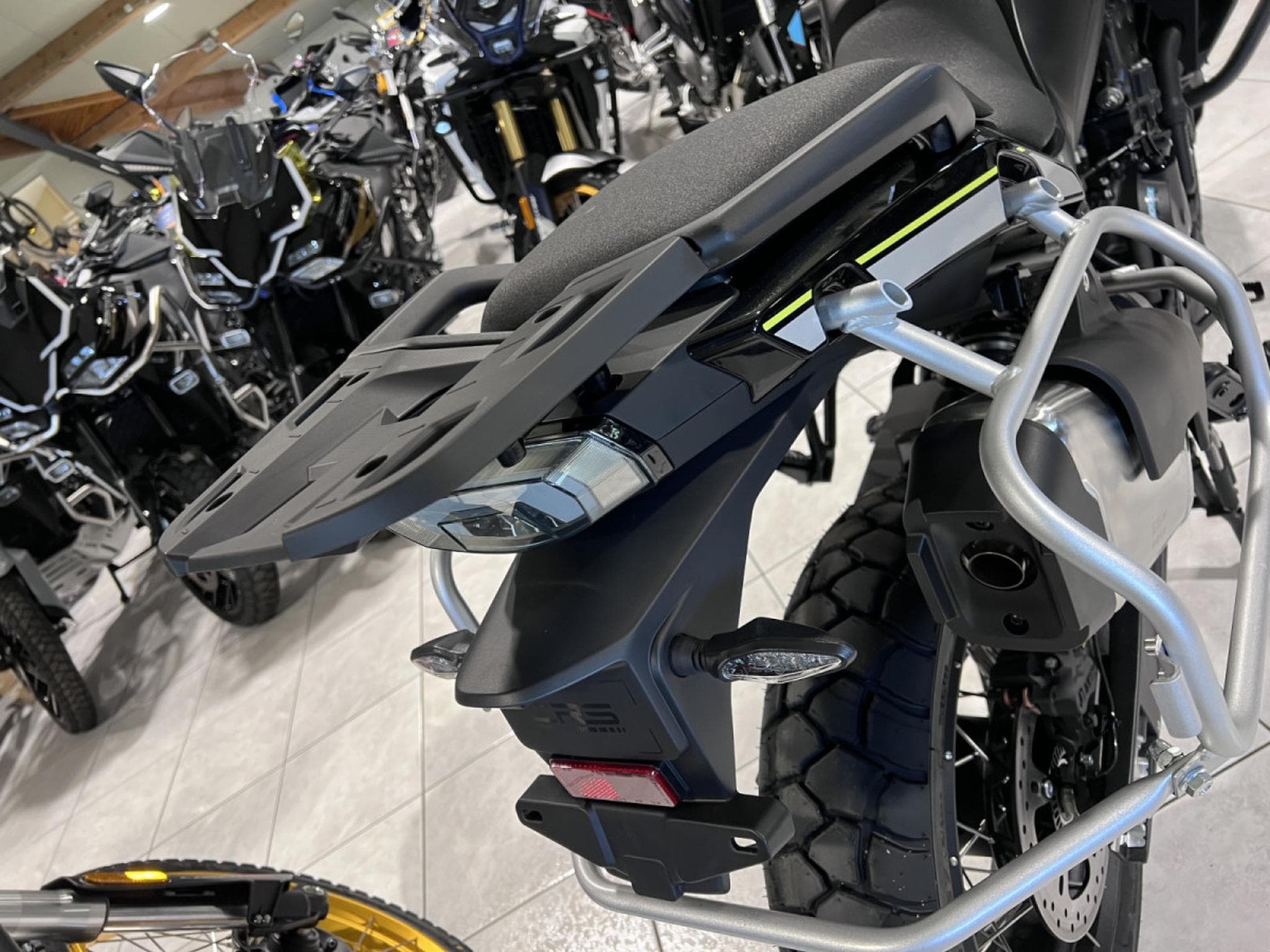 CF Moto MT EXPLORER GT (2026) - Photo 4