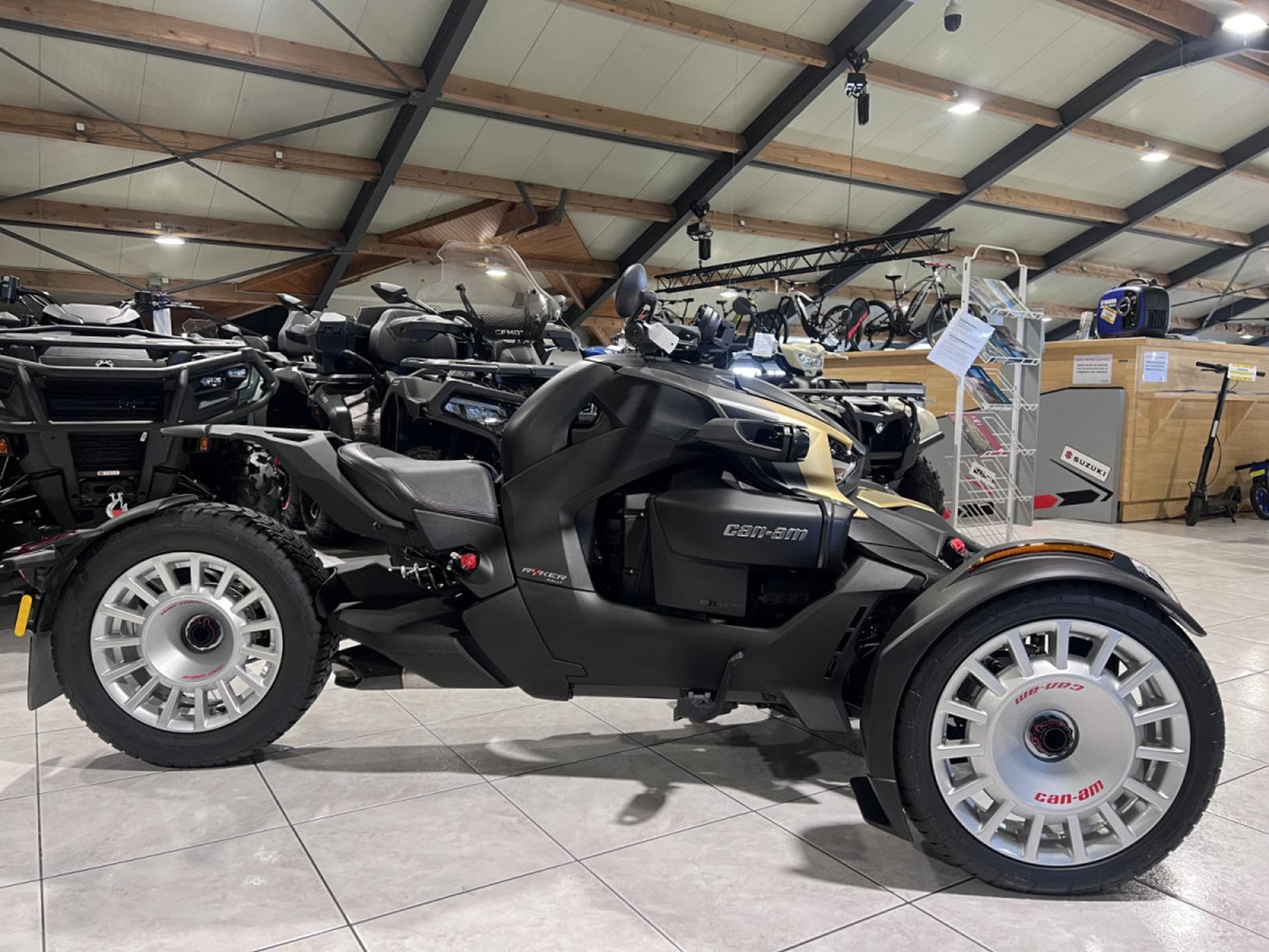 BRP Can-Am Ryker RALLY 900 (2026) - Photo 2