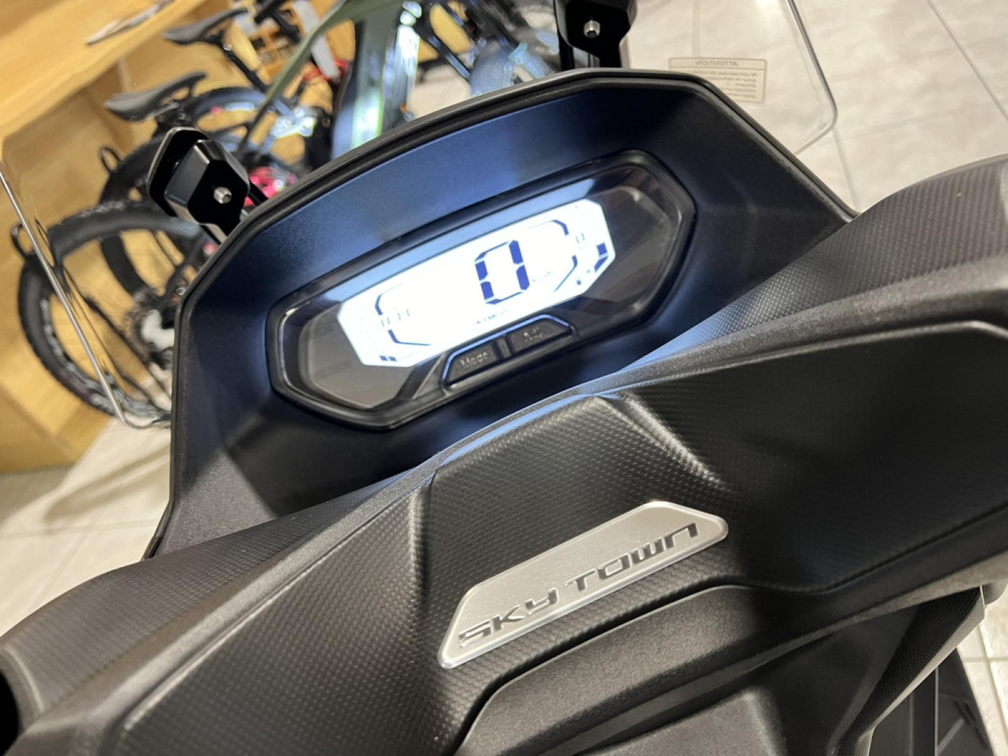 Kymco Skytown 50 (2026) - Photo 7
