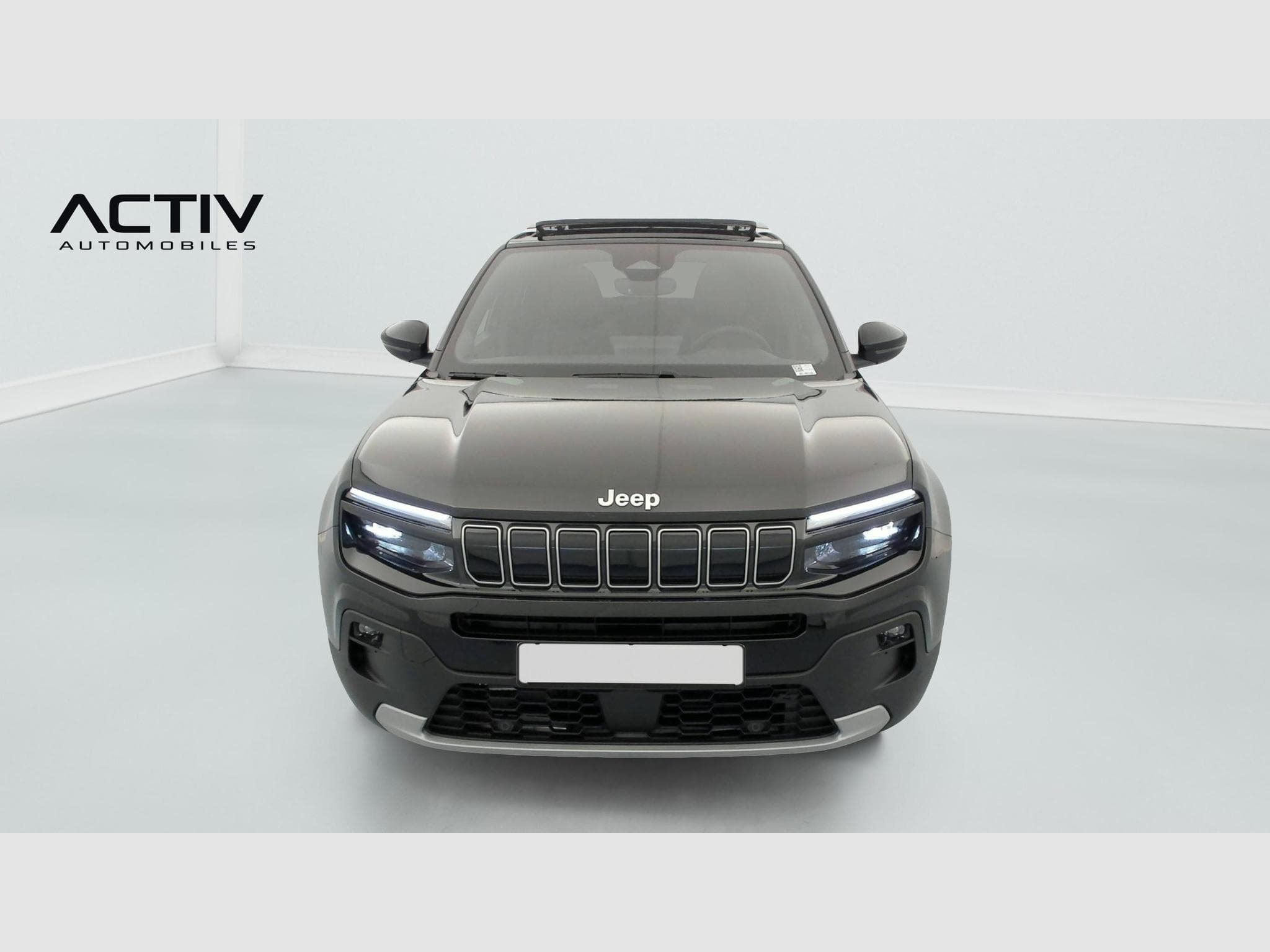 Jeep Avenger 1.2 Turbo T3 110 ch e-Hybrid BVR6 Summit (2026) - Photo 2