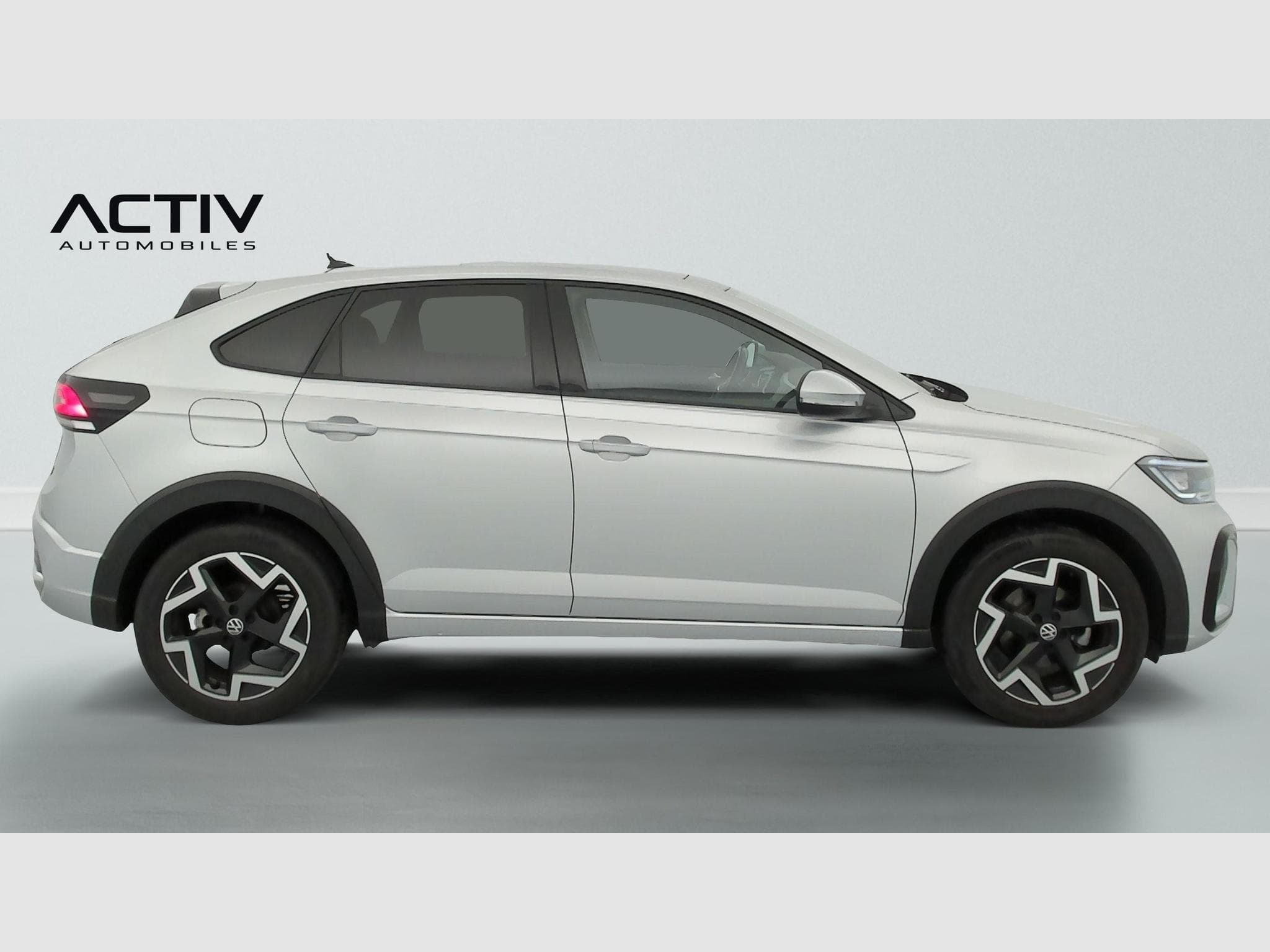 VW Taigo 1.0 TSI 116 BVM6 R-LINE (2025) - Photo 8