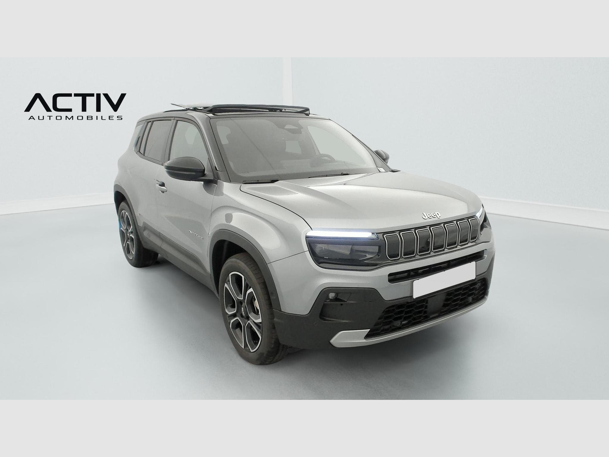 Jeep Avenger 1.2 Turbo T3 110 ch e-Hybrid BVR6 Summit (2026) - Photo 1